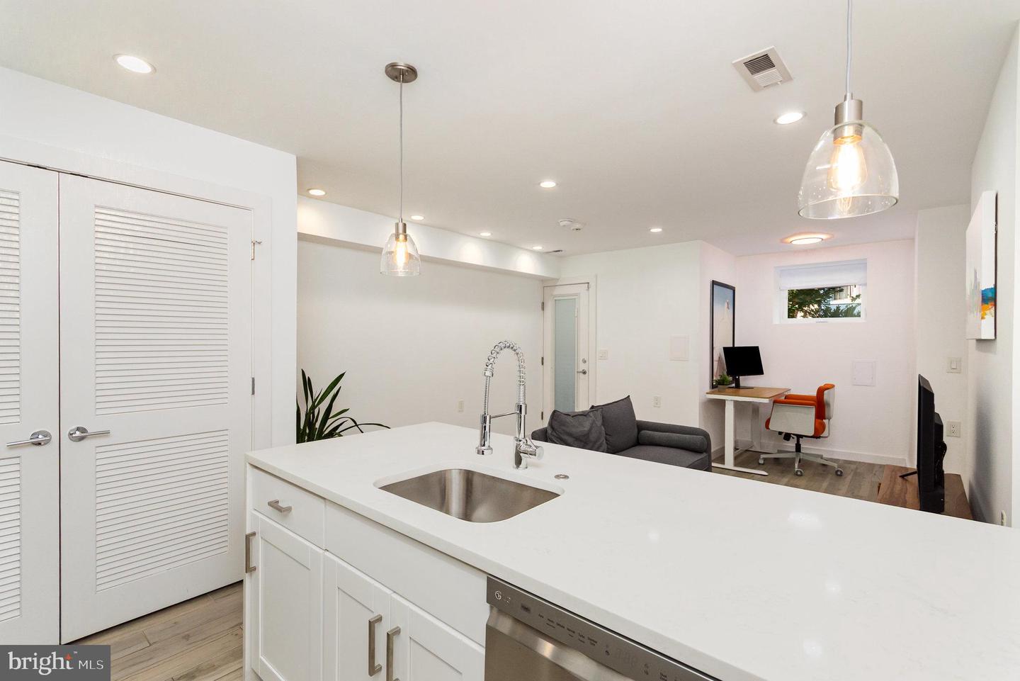 1741 1ST ST NW, WASHINGTON, District Of Columbia 20001, 3 Bedrooms Bedrooms, 13 Rooms Rooms,3 BathroomsBathrooms,Residential,For sale,1741 1ST ST NW,DCDC2225412 MLS # DCDC2225412
