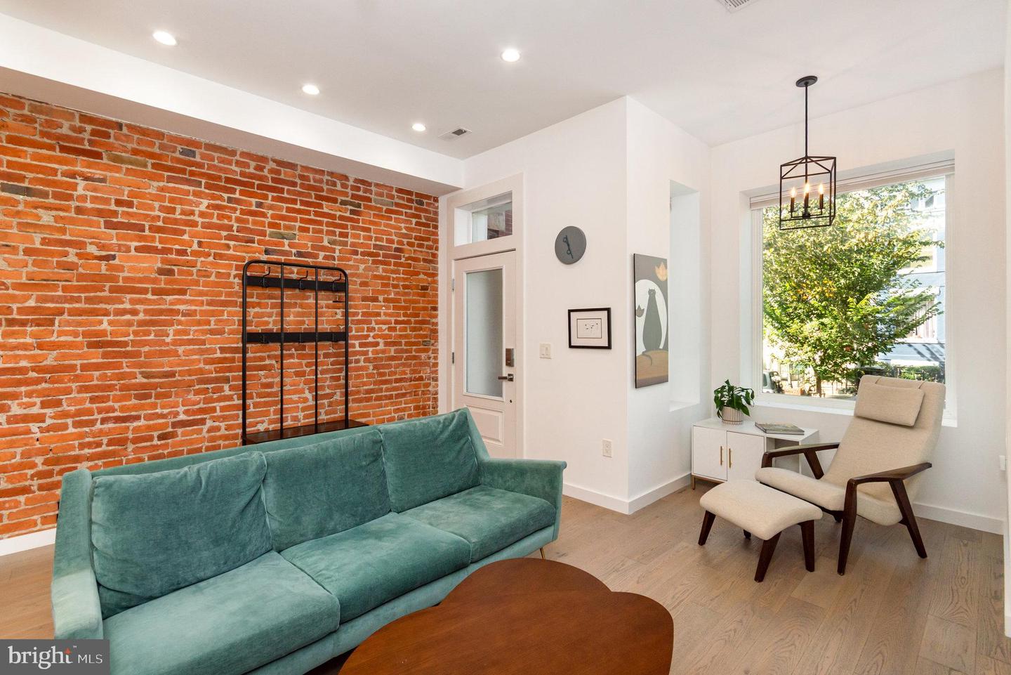 1741 1ST ST NW, WASHINGTON, District Of Columbia 20001, 3 Bedrooms Bedrooms, 13 Rooms Rooms,3 BathroomsBathrooms,Residential,For sale,1741 1ST ST NW,DCDC2225412 MLS # DCDC2225412