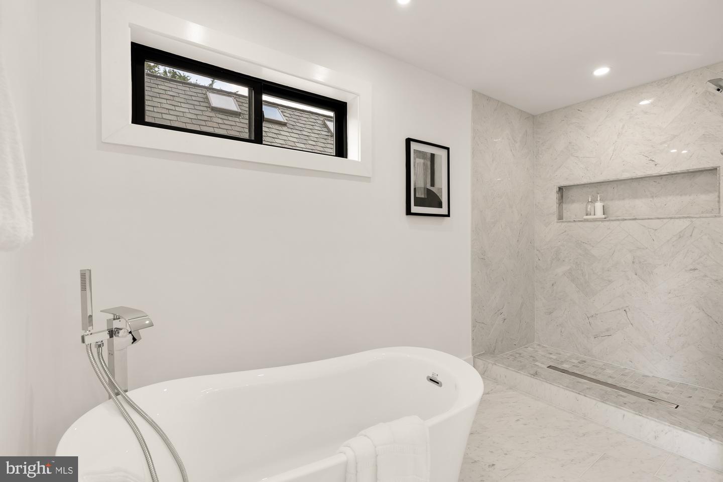 4324 YUMA ST NW, WASHINGTON, District Of Columbia 20016, 5 Bedrooms Bedrooms, ,5 BathroomsBathrooms,Residential,For sale,4324 YUMA ST NW,DCDC2225430 MLS # DCDC2225430