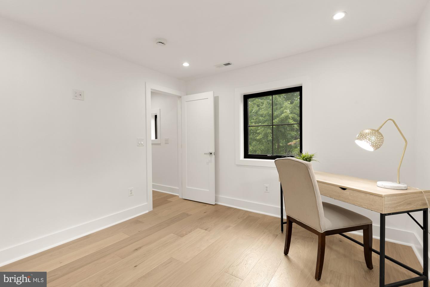4324 YUMA ST NW, WASHINGTON, District Of Columbia 20016, 5 Bedrooms Bedrooms, ,5 BathroomsBathrooms,Residential,For sale,4324 YUMA ST NW,DCDC2225430 MLS # DCDC2225430