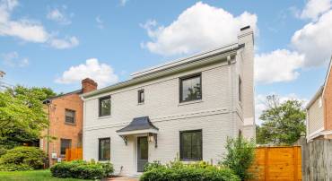 4324 YUMA ST NW, WASHINGTON, District Of Columbia 20016, 5 Bedrooms Bedrooms, ,5 BathroomsBathrooms,Residential,For sale,4324 YUMA ST NW,DCDC2225430 MLS # DCDC2225430