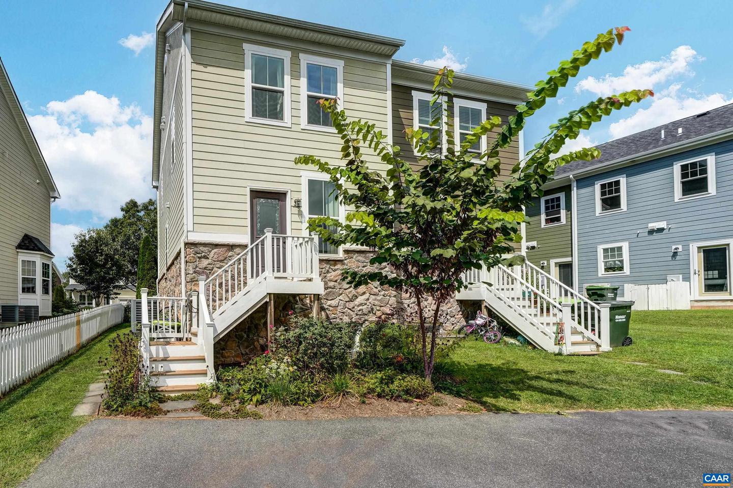 1980 DELILA DR, CHARLOTTESVILLE, Virginia 22901, 3 Bedrooms Bedrooms, ,3 BathroomsBathrooms,Residential,For sale,1980 DELILA DR,669614 MLS # 669614