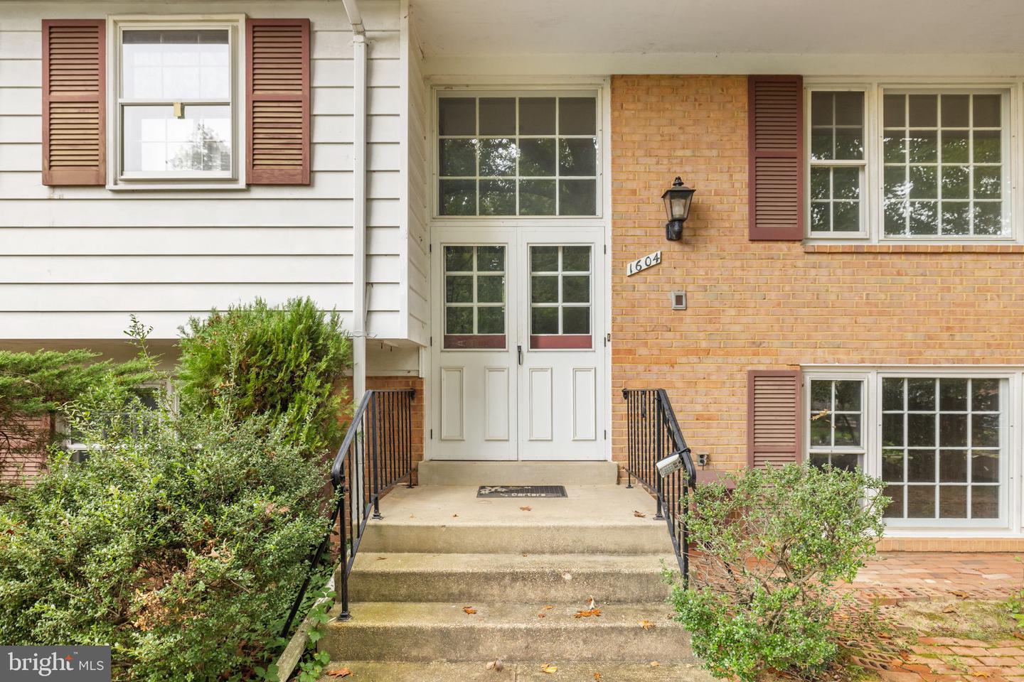 1604 PALM SPRINGS DR, VIENNA, Virginia 22182, 4 Bedrooms Bedrooms, ,2 BathroomsBathrooms,Residential,For sale,1604 PALM SPRINGS DR,VAFX2272374 MLS # VAFX2272374