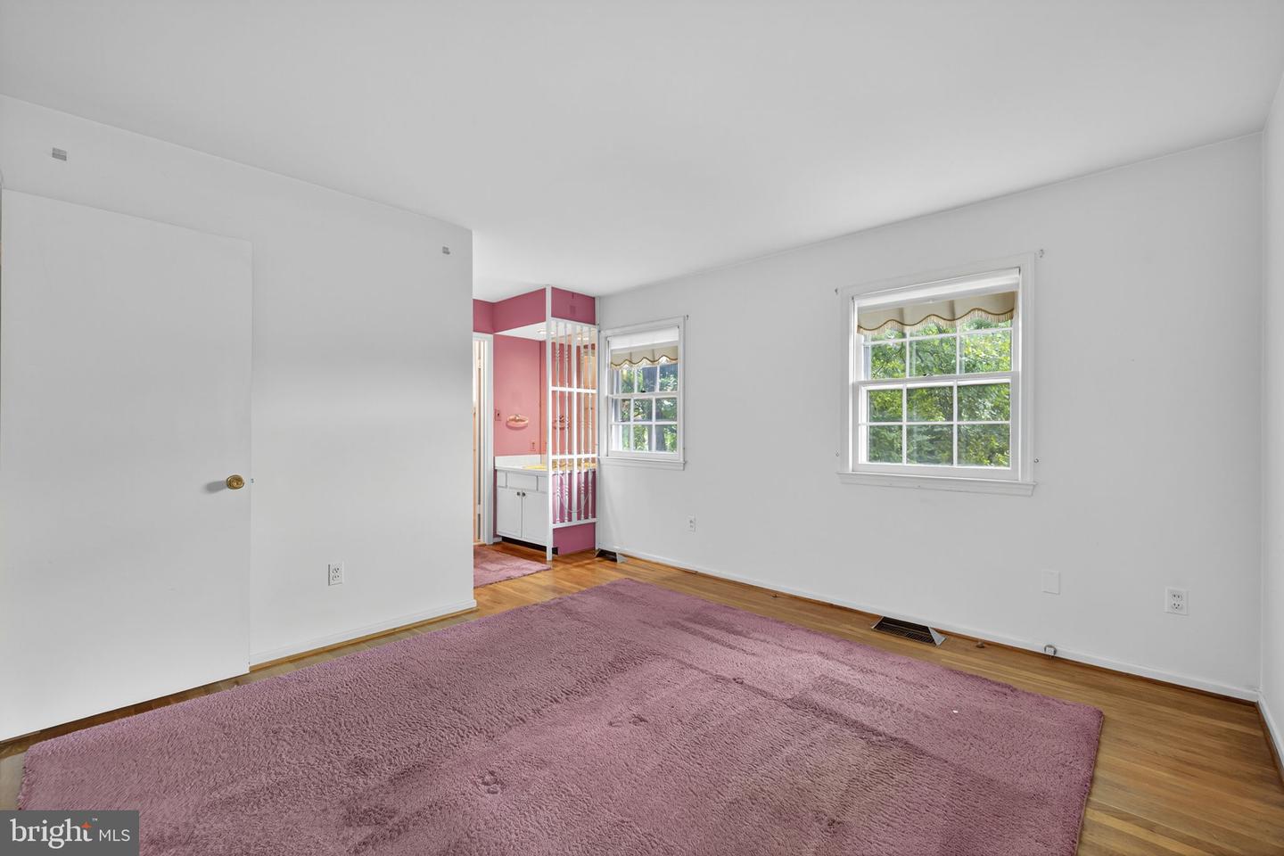 1604 PALM SPRINGS DR, VIENNA, Virginia 22182, 4 Bedrooms Bedrooms, ,2 BathroomsBathrooms,Residential,For sale,1604 PALM SPRINGS DR,VAFX2272374 MLS # VAFX2272374