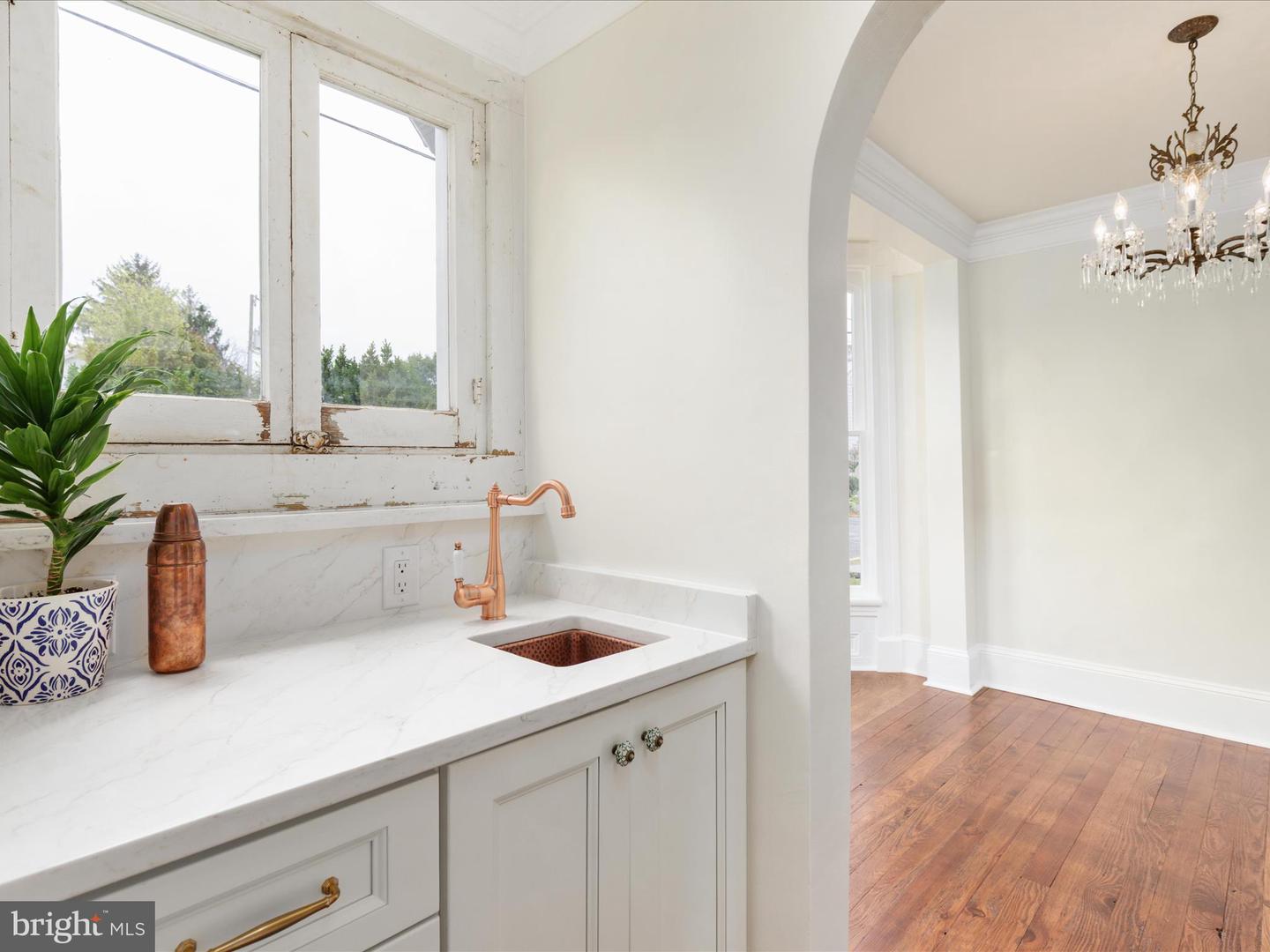 239 N CHURCH ST, WOODSTOCK, Virginia 22664, 4 Bedrooms Bedrooms, ,2 BathroomsBathrooms,Residential,For sale,239 N CHURCH ST,VASH2012684 MLS # VASH2012684