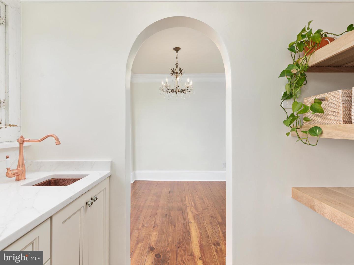 239 N CHURCH ST, WOODSTOCK, Virginia 22664, 4 Bedrooms Bedrooms, ,2 BathroomsBathrooms,Residential,For sale,239 N CHURCH ST,VASH2012684 MLS # VASH2012684