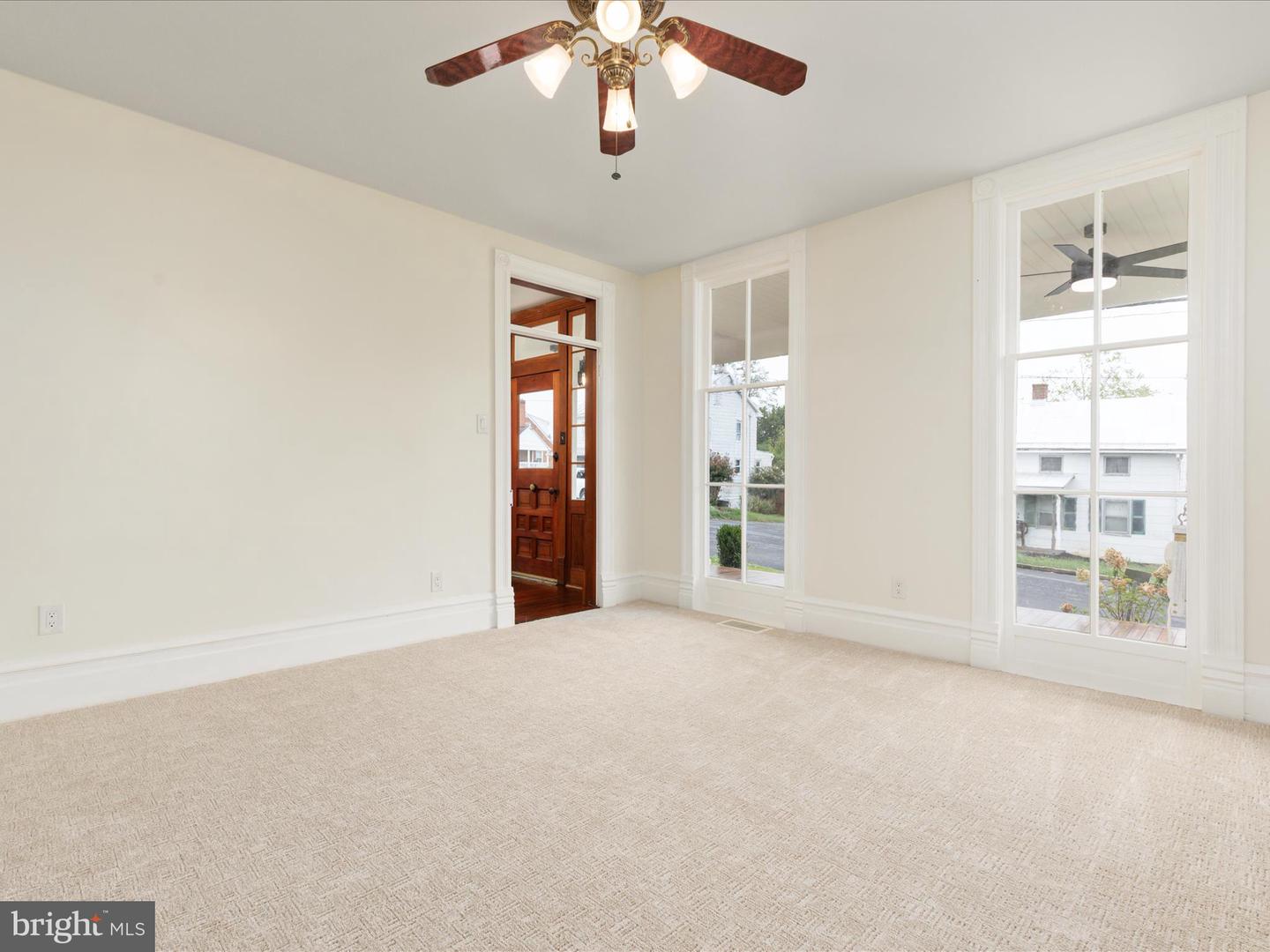 239 N CHURCH ST, WOODSTOCK, Virginia 22664, 4 Bedrooms Bedrooms, ,2 BathroomsBathrooms,Residential,For sale,239 N CHURCH ST,VASH2012684 MLS # VASH2012684