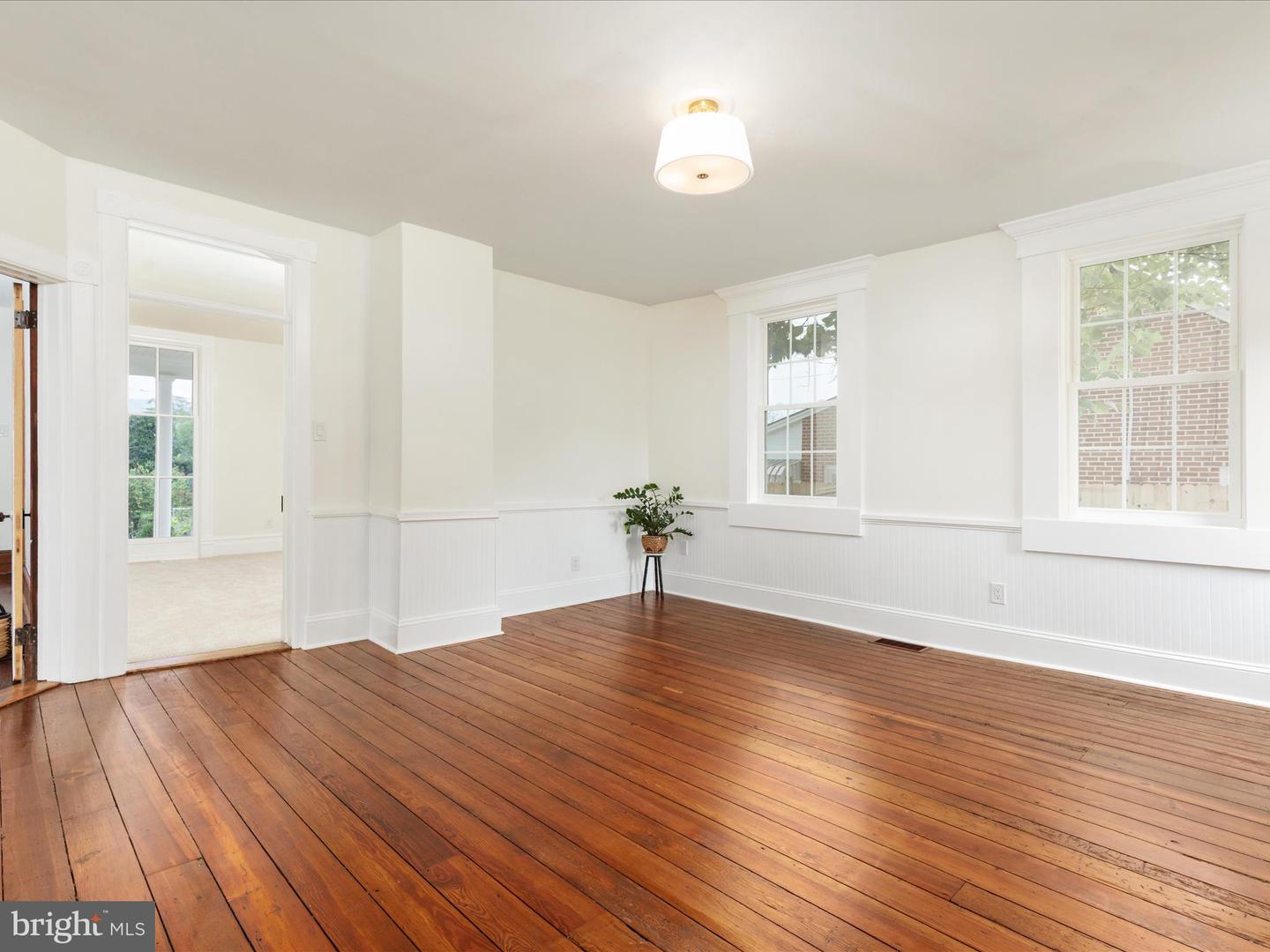 239 N CHURCH ST, WOODSTOCK, Virginia 22664, 4 Bedrooms Bedrooms, ,2 BathroomsBathrooms,Residential,For sale,239 N CHURCH ST,VASH2012684 MLS # VASH2012684