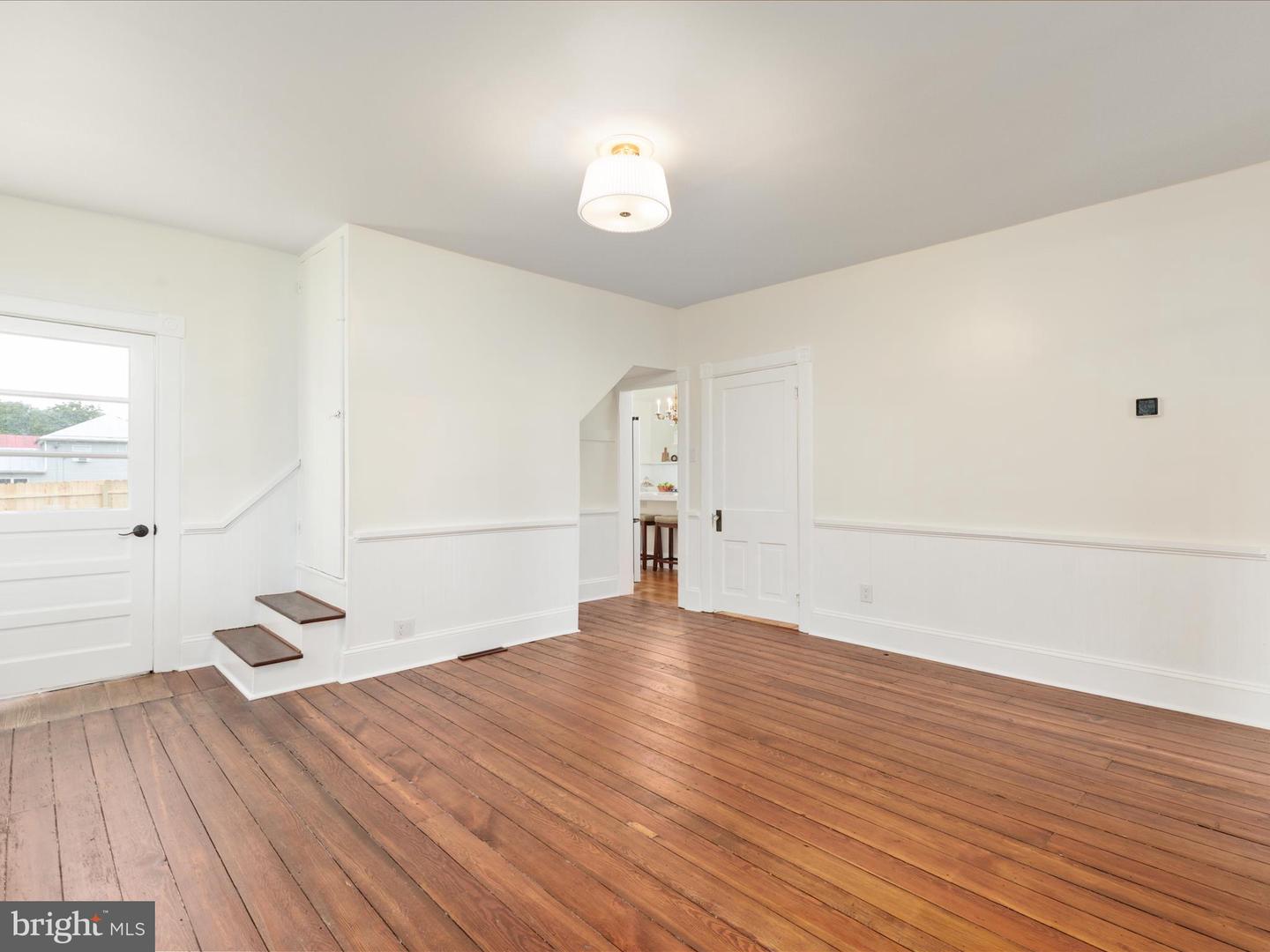 239 N CHURCH ST, WOODSTOCK, Virginia 22664, 4 Bedrooms Bedrooms, ,2 BathroomsBathrooms,Residential,For sale,239 N CHURCH ST,VASH2012684 MLS # VASH2012684