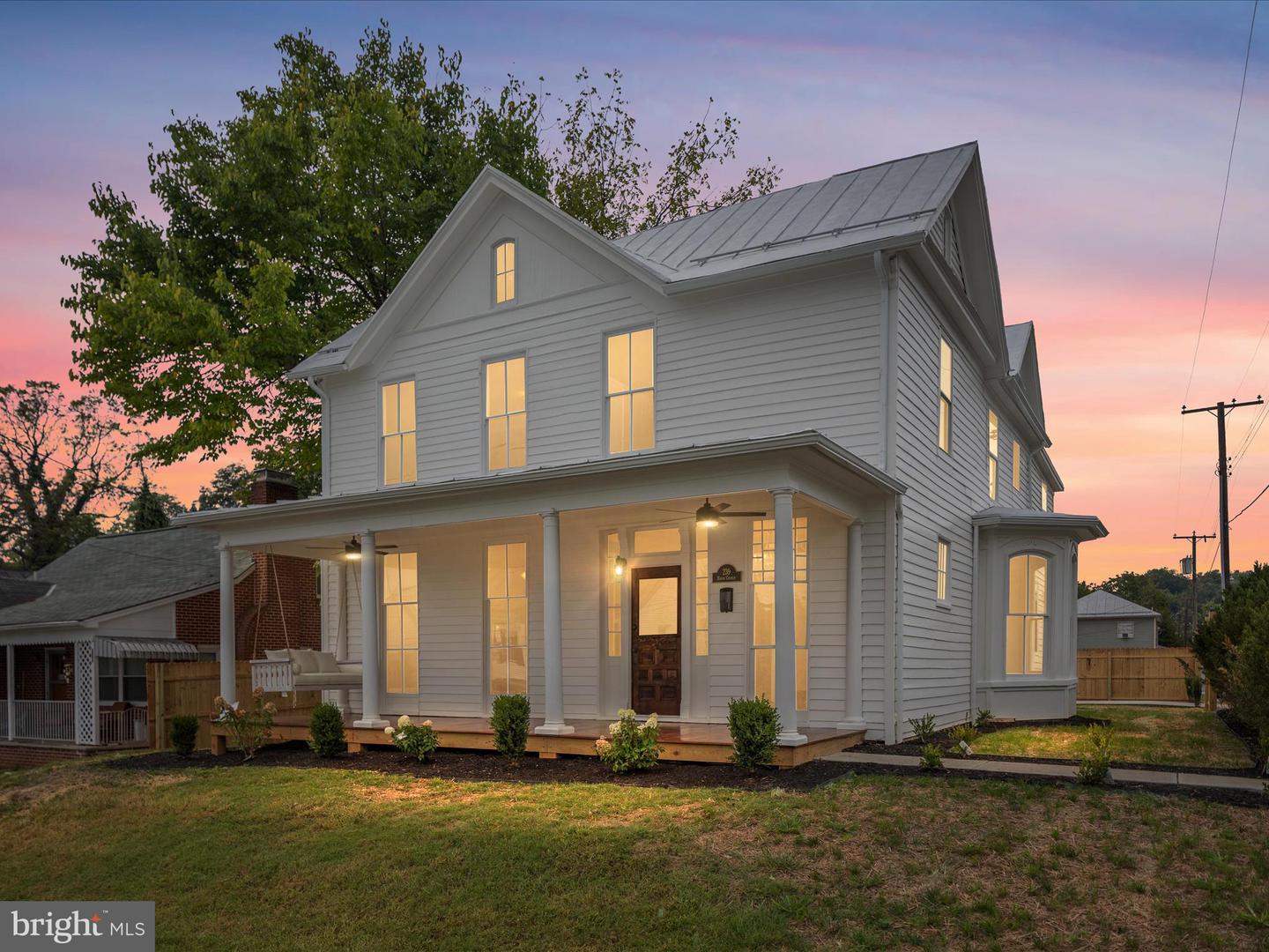 239 N CHURCH ST, WOODSTOCK, Virginia 22664, 4 Bedrooms Bedrooms, ,2 BathroomsBathrooms,Residential,For sale,239 N CHURCH ST,VASH2012684 MLS # VASH2012684