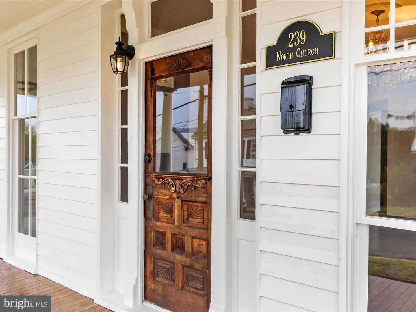 239 N CHURCH ST, WOODSTOCK, Virginia 22664, 4 Bedrooms Bedrooms, ,2 BathroomsBathrooms,Residential,For sale,239 N CHURCH ST,VASH2012684 MLS # VASH2012684