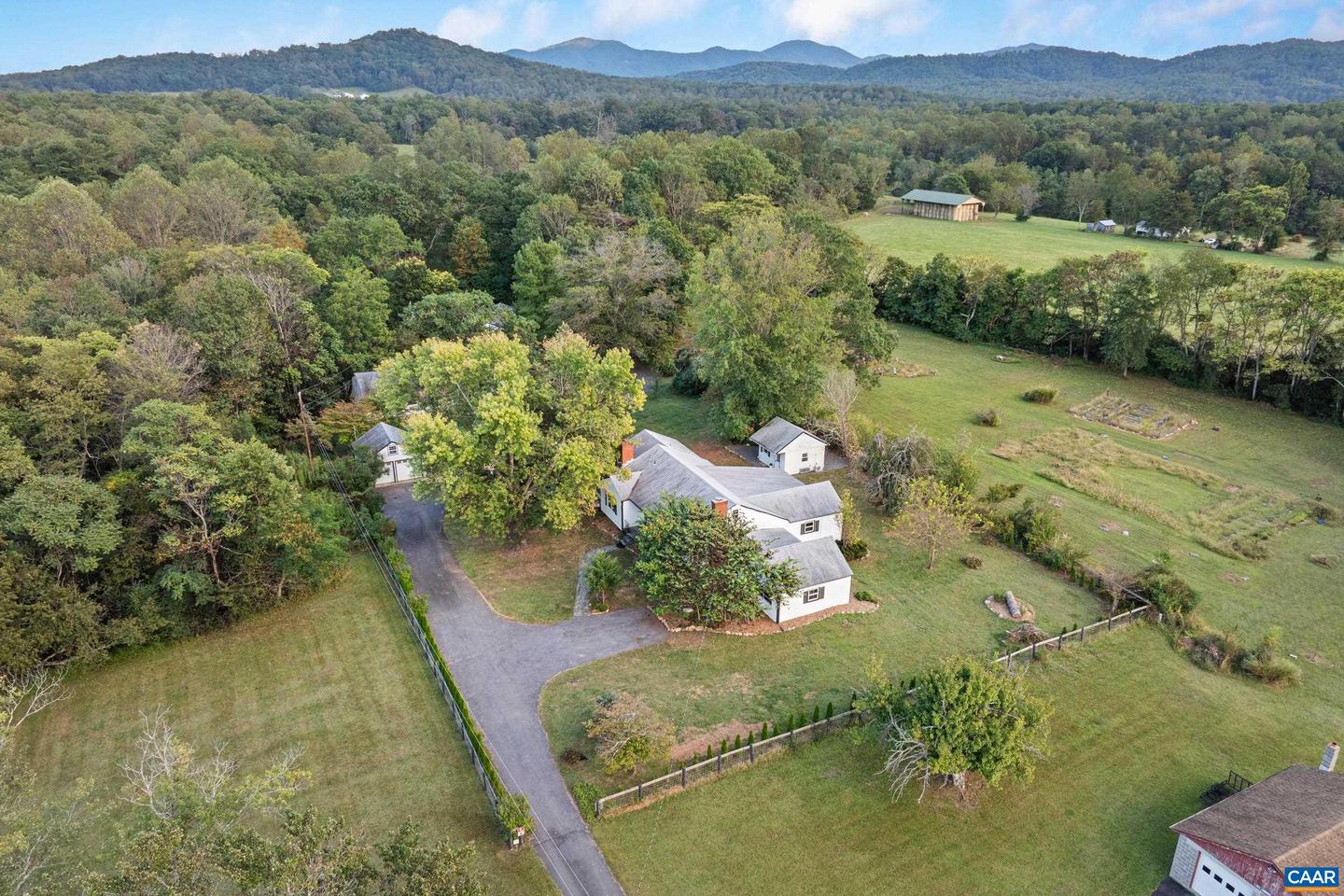 88 WINDHAVEN LN, AFTON, Virginia 22920, 5 Bedrooms Bedrooms, ,4 BathroomsBathrooms,Residential,For sale,88 WINDHAVEN LN,669621 MLS # 669621