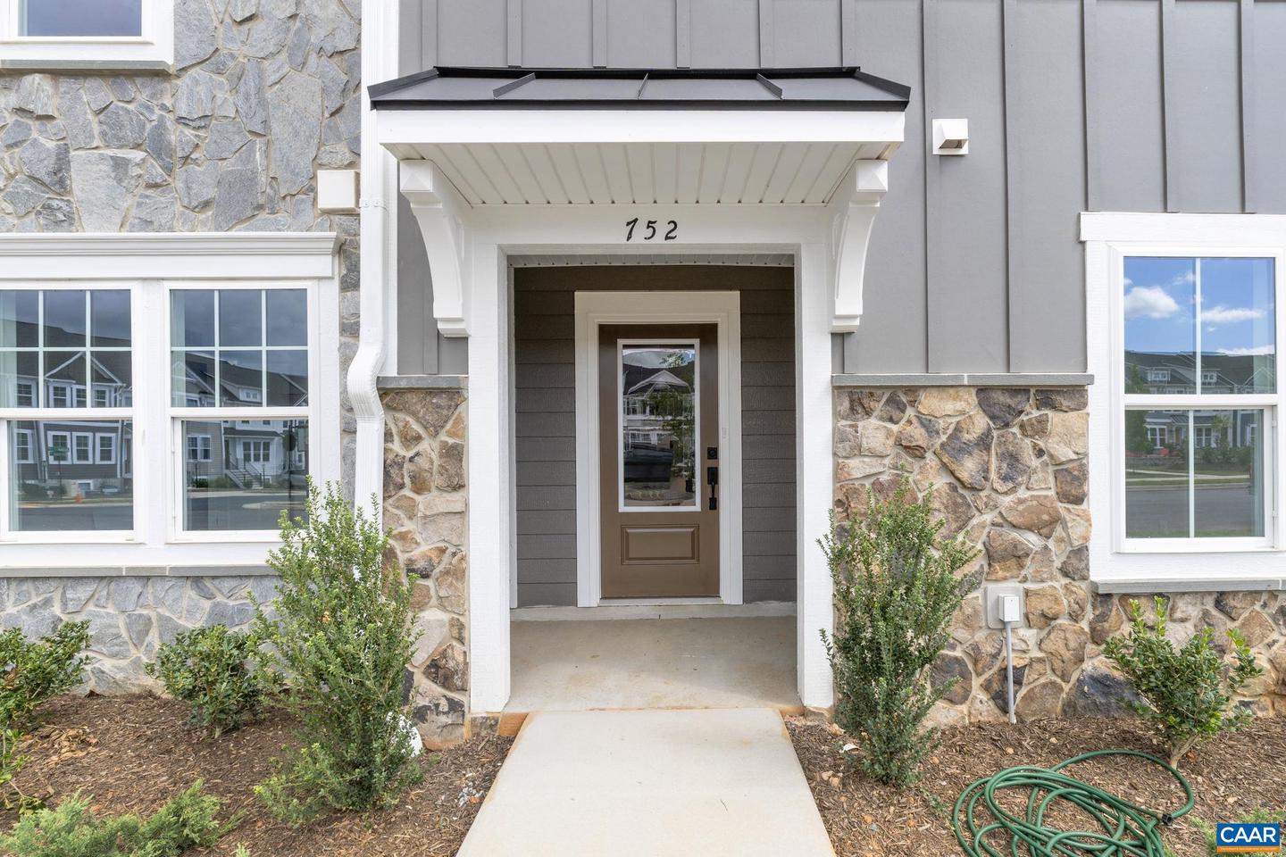 752 PARK RIDGE DR, CROZET, Virginia 22932, 4 Bedrooms Bedrooms, ,3 BathroomsBathrooms,Residential,For sale,752 PARK RIDGE DR,669622 MLS # 669622