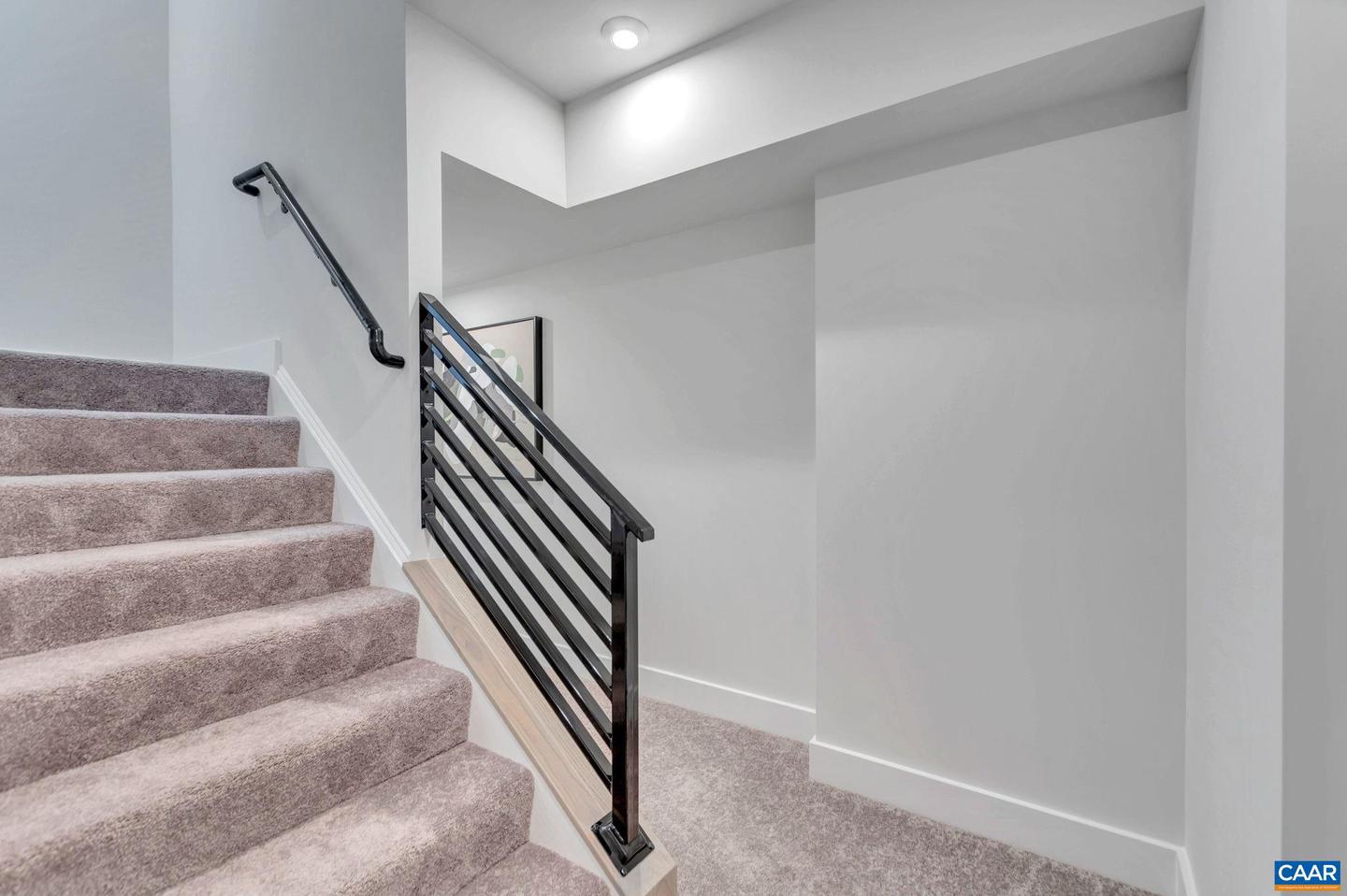 22A WARDELL CREST, CHARLOTTESVILLE, Virginia 22902, 3 Bedrooms Bedrooms, ,2 BathroomsBathrooms,Residential,For sale,22A WARDELL CREST,669623 MLS # 669623