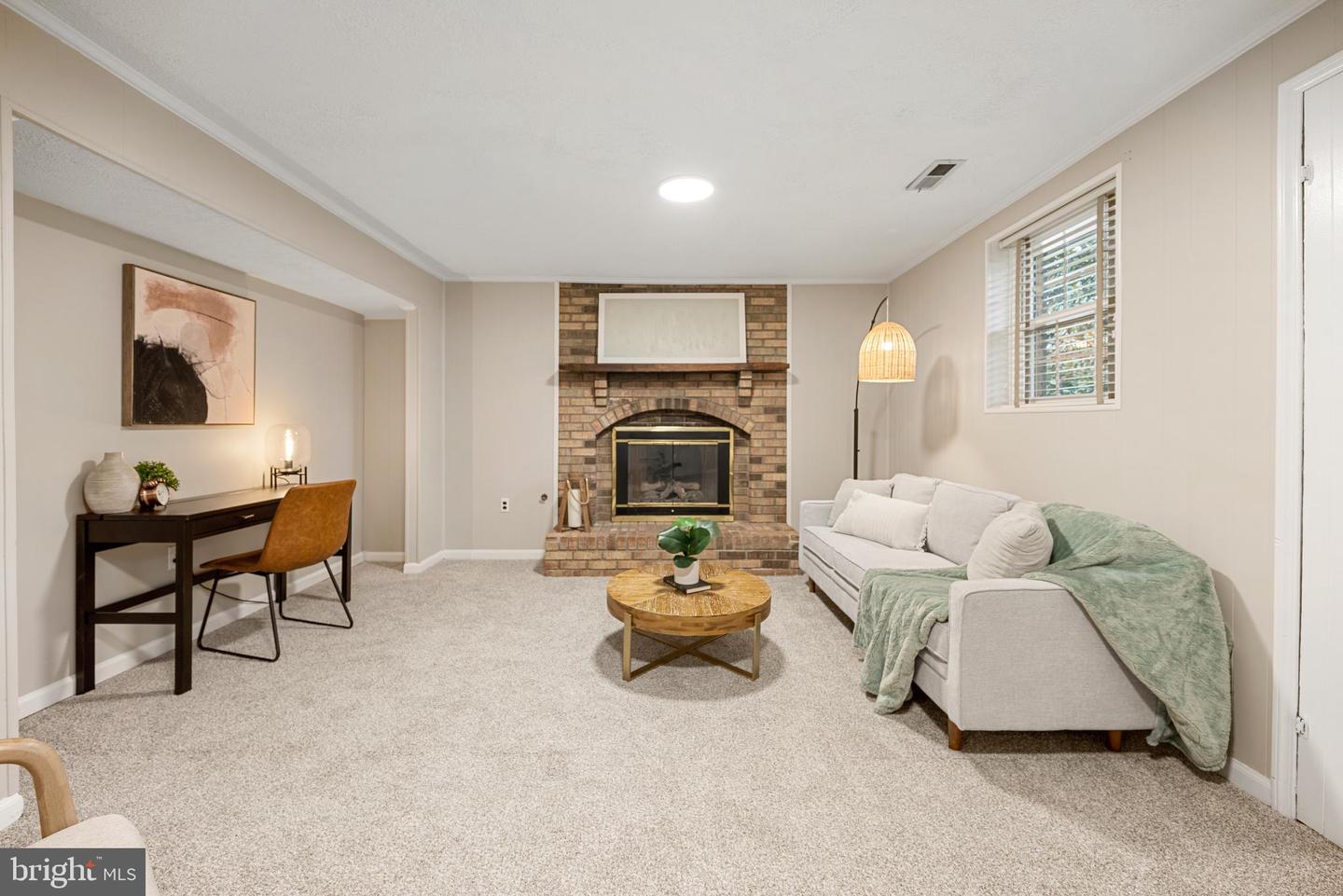 9541 JUSTIN LN, MANASSAS, Virginia 20110, 3 Bedrooms Bedrooms, ,2 BathroomsBathrooms,Residential,For sale,9541 JUSTIN LN,VAMN2009446 MLS # VAMN2009446