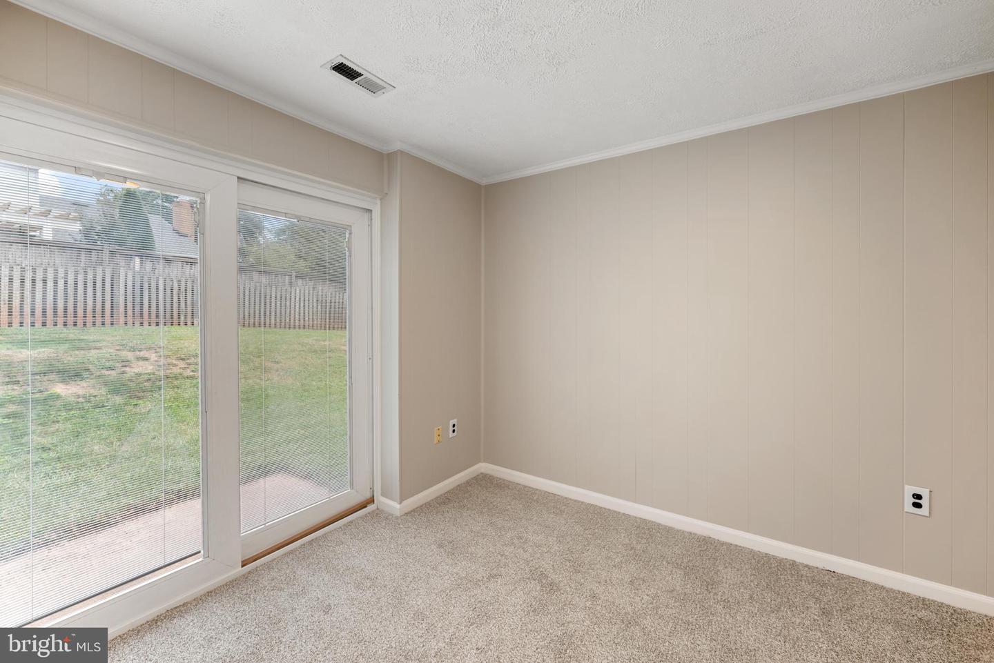 9541 JUSTIN LN, MANASSAS, Virginia 20110, 3 Bedrooms Bedrooms, ,2 BathroomsBathrooms,Residential,For sale,9541 JUSTIN LN,VAMN2009446 MLS # VAMN2009446