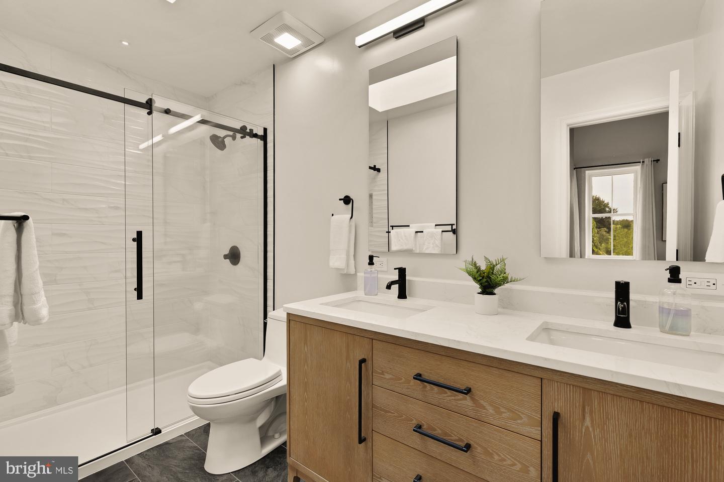 1225 T ST NW, WASHINGTON, District Of Columbia 20009, 3 Bedrooms Bedrooms, ,2 BathroomsBathrooms,Residential,For sale,1225 T ST NW,DCDC2225360 MLS # DCDC2225360