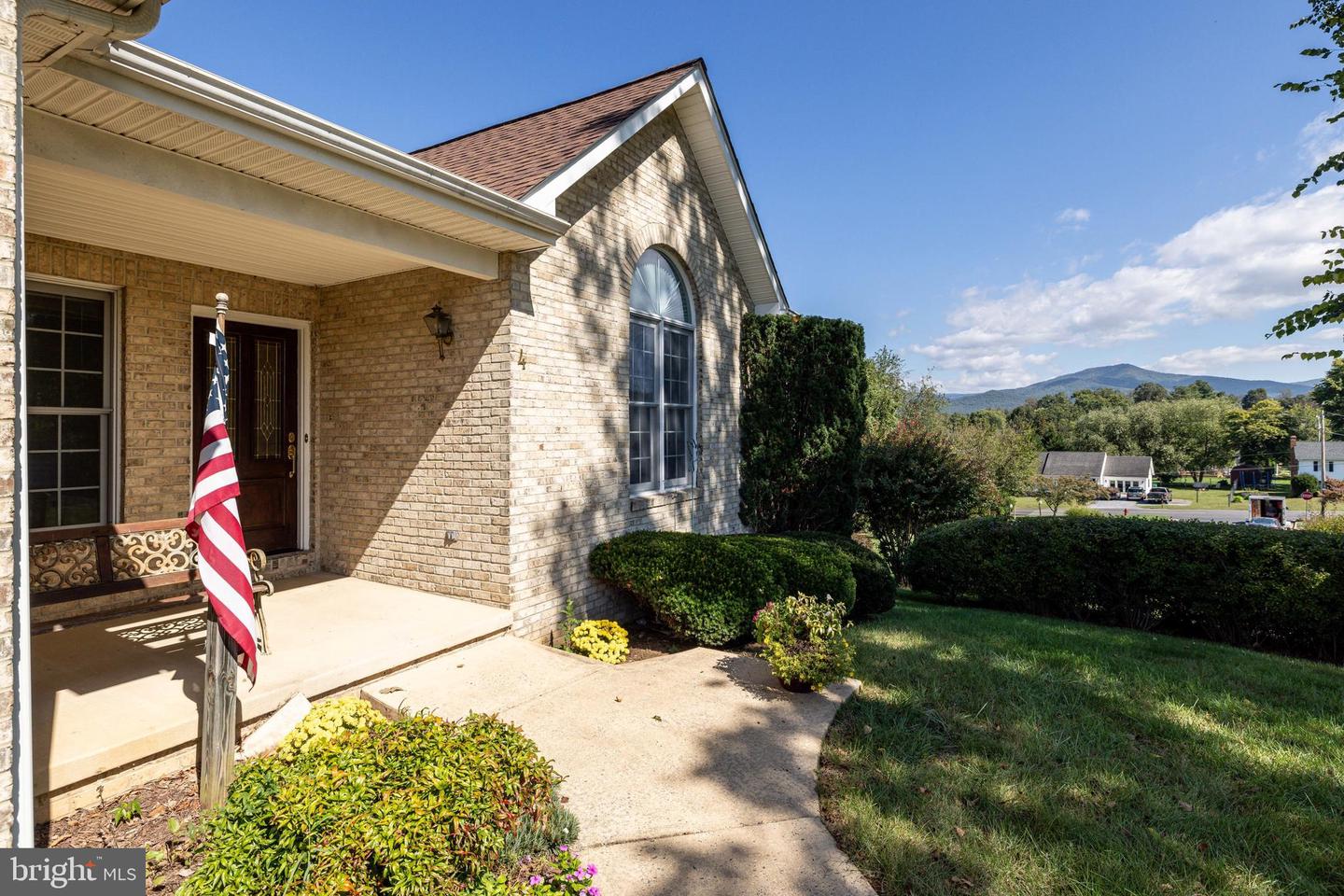 4 CONSTITUTION AVE, LURAY, Virginia 22835, 3 Bedrooms Bedrooms, ,2 BathroomsBathrooms,Residential,For sale,4 CONSTITUTION AVE,VAPA2005442 MLS # VAPA2005442