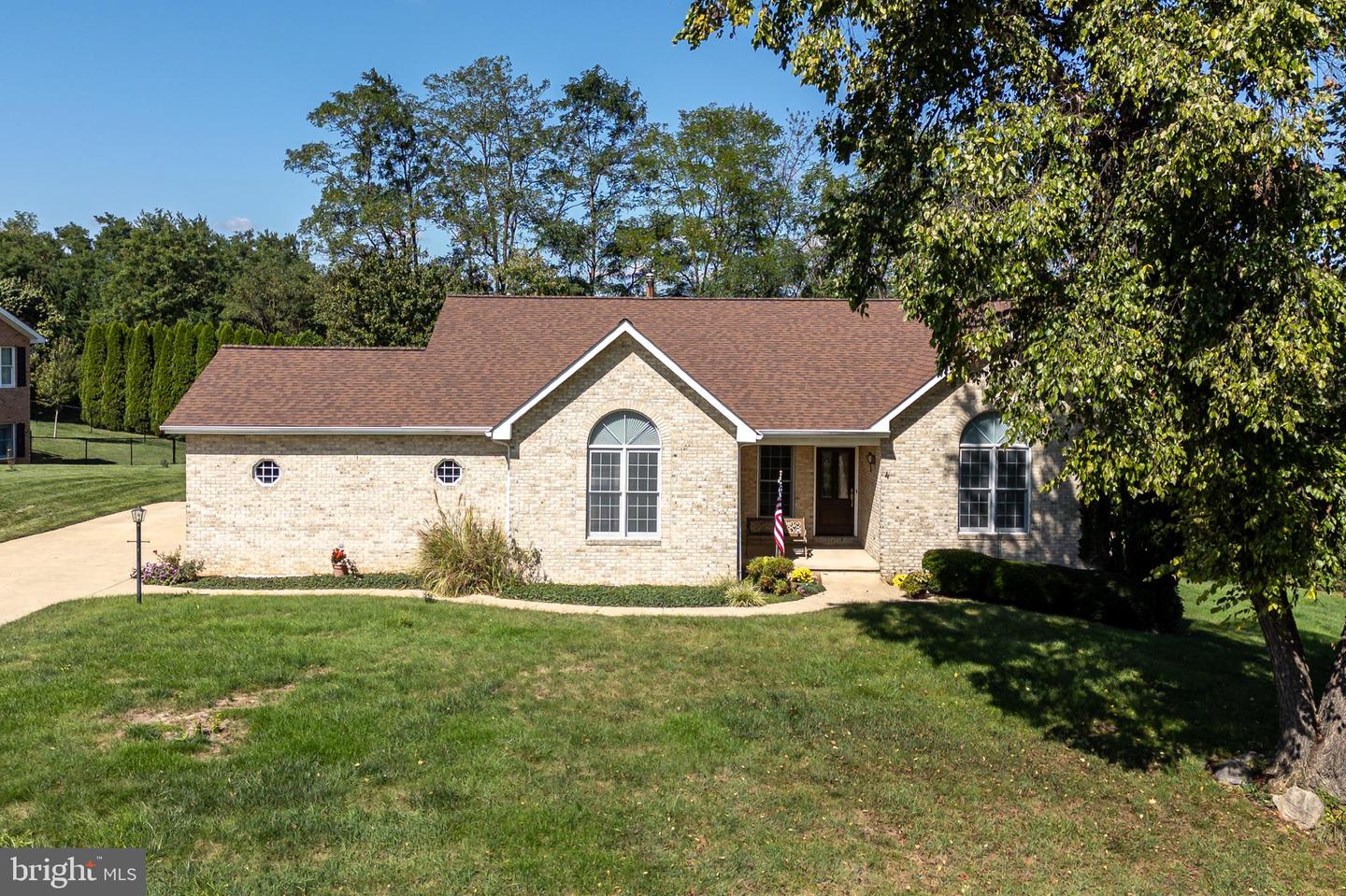 4 CONSTITUTION AVE, LURAY, Virginia 22835, 3 Bedrooms Bedrooms, ,2 BathroomsBathrooms,Residential,For sale,4 CONSTITUTION AVE,VAPA2005442 MLS # VAPA2005442