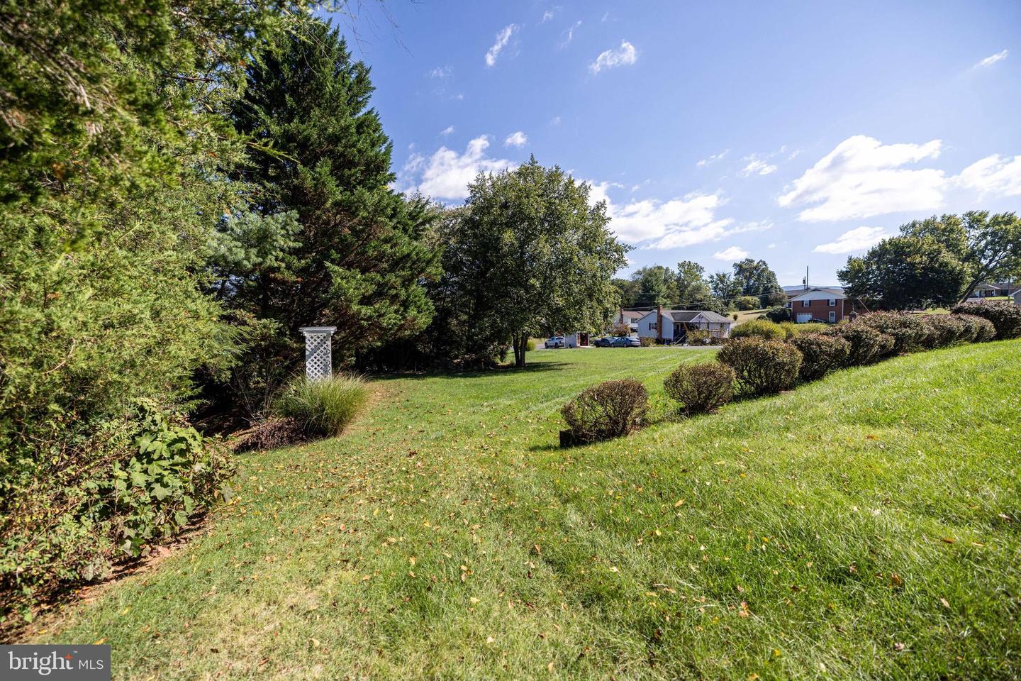 4 CONSTITUTION AVE, LURAY, Virginia 22835, 3 Bedrooms Bedrooms, ,2 BathroomsBathrooms,Residential,For sale,4 CONSTITUTION AVE,VAPA2005442 MLS # VAPA2005442