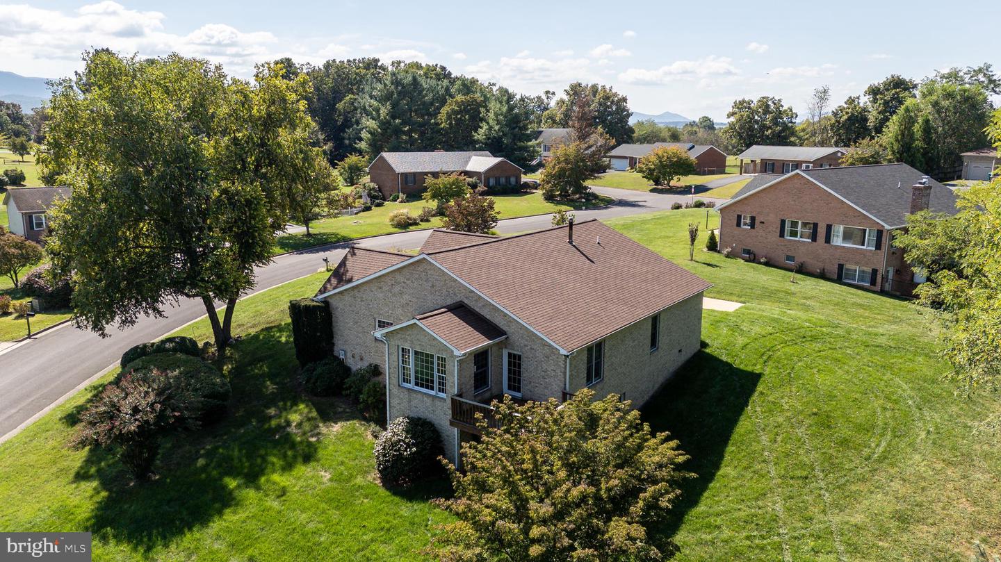 4 CONSTITUTION AVE, LURAY, Virginia 22835, 3 Bedrooms Bedrooms, ,2 BathroomsBathrooms,Residential,For sale,4 CONSTITUTION AVE,VAPA2005442 MLS # VAPA2005442