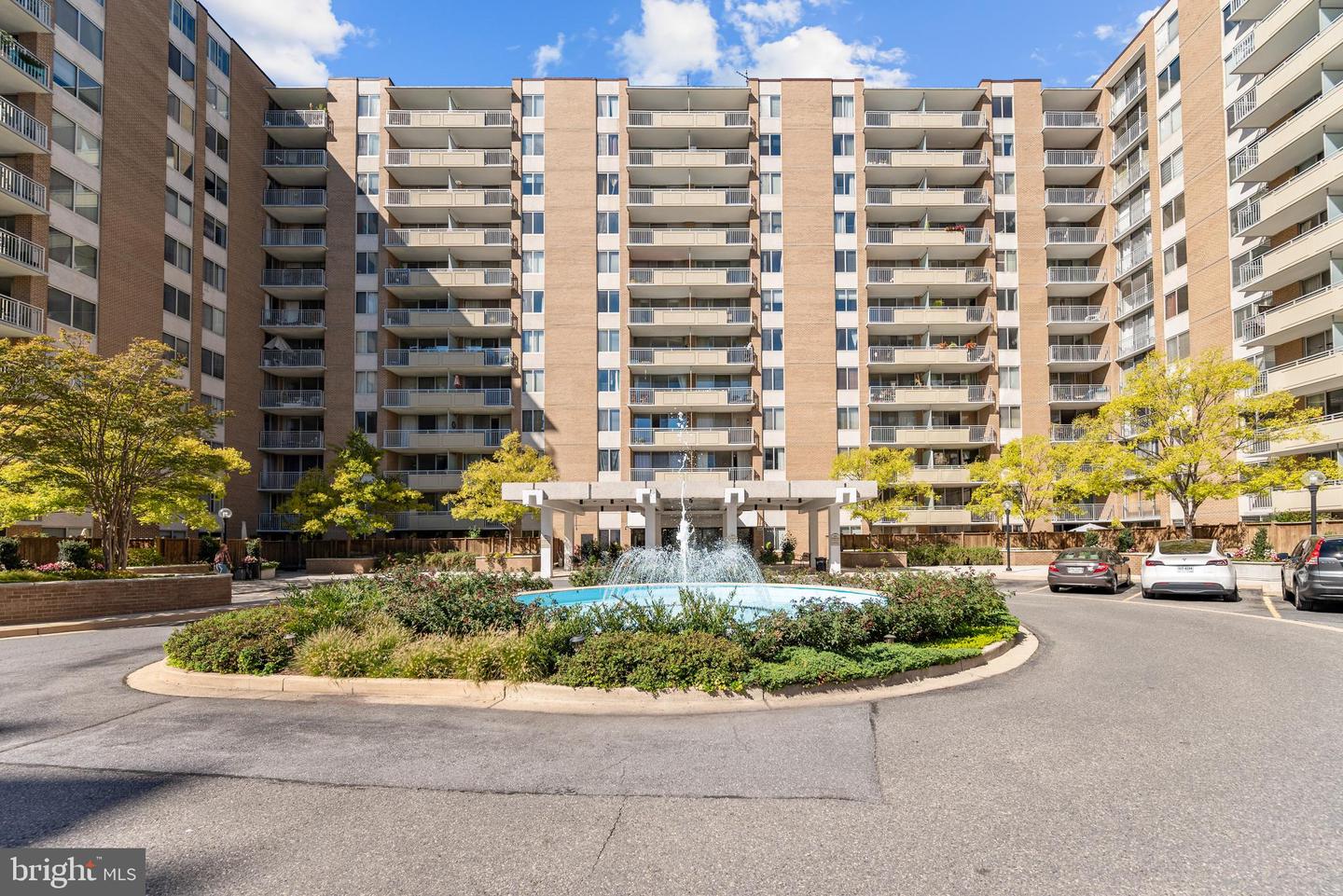 3001 VEAZEY TER NW #1623, WASHINGTON, District Of Columbia 20008, 1 Bedroom Bedrooms, ,1 BathroomBathrooms,Residential,For sale,3001 VEAZEY TER NW #1623,DCDC2225372 MLS # DCDC2225372