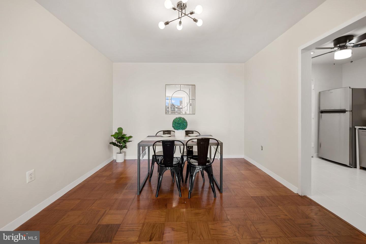 3001 VEAZEY TER NW #1623, WASHINGTON, District Of Columbia 20008, 1 Bedroom Bedrooms, ,1 BathroomBathrooms,Residential,For sale,3001 VEAZEY TER NW #1623,DCDC2225372 MLS # DCDC2225372