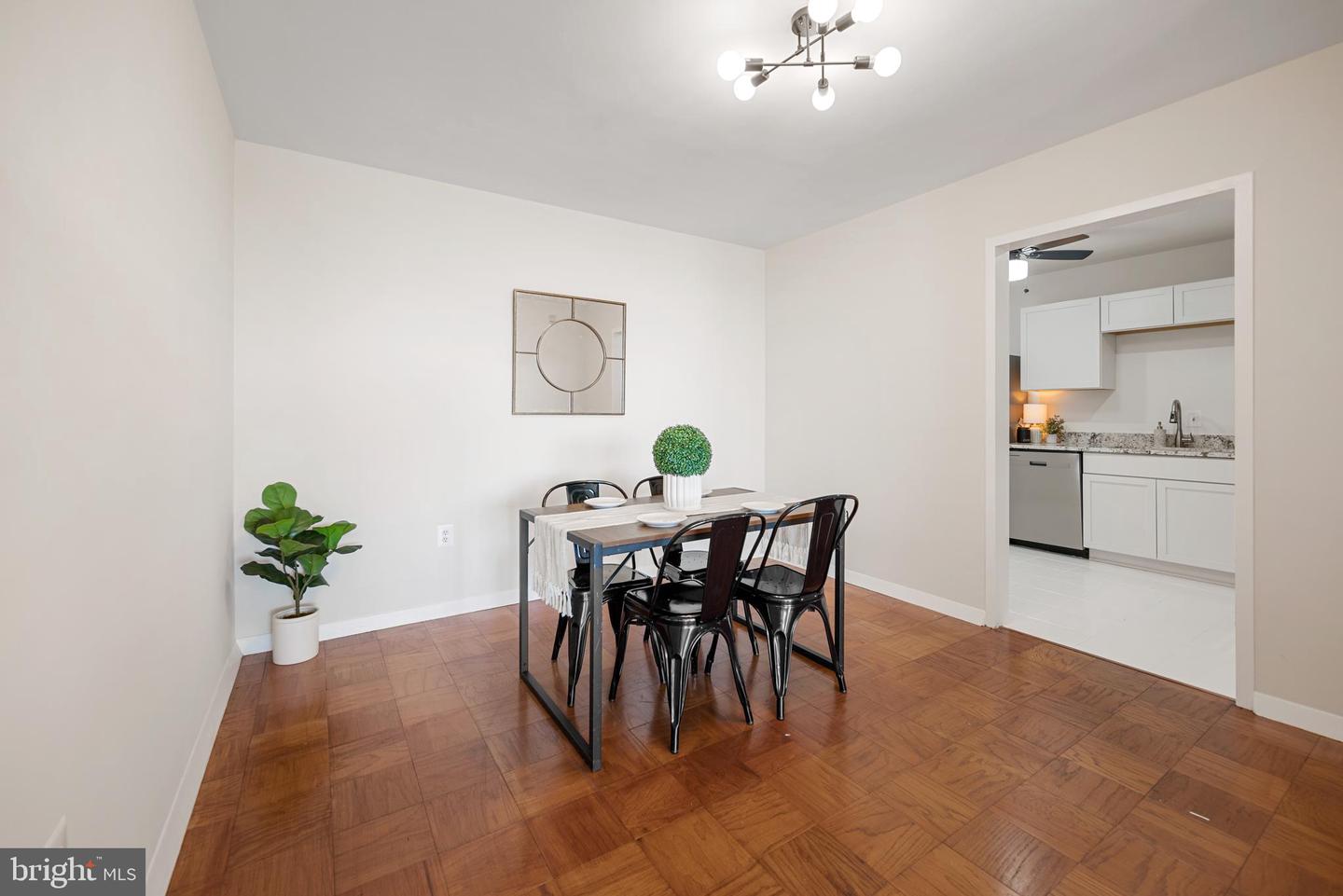3001 VEAZEY TER NW #1623, WASHINGTON, District Of Columbia 20008, 1 Bedroom Bedrooms, ,1 BathroomBathrooms,Residential,For sale,3001 VEAZEY TER NW #1623,DCDC2225372 MLS # DCDC2225372