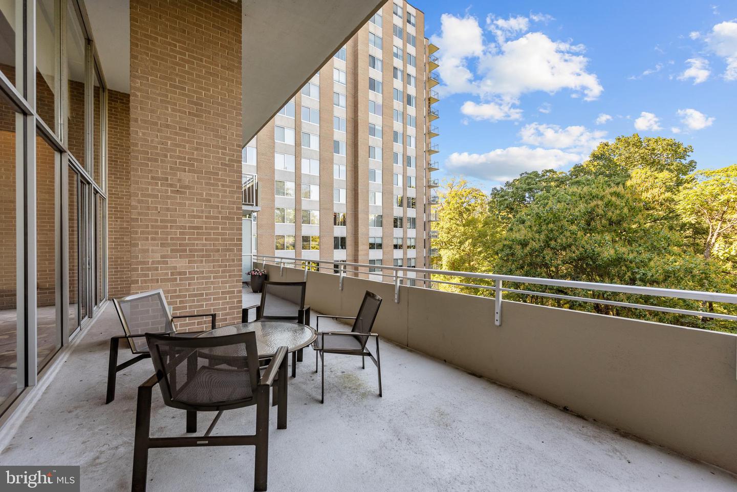 3001 VEAZEY TER NW #1623, WASHINGTON, District Of Columbia 20008, 1 Bedroom Bedrooms, ,1 BathroomBathrooms,Residential,For sale,3001 VEAZEY TER NW #1623,DCDC2225372 MLS # DCDC2225372