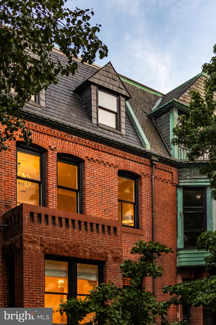 1620 RIGGS PL NW, WASHINGTON, District Of Columbia 20009, 5 Bedrooms Bedrooms, ,3 BathroomsBathrooms,Residential,For sale,1620 RIGGS PL NW,DCDC2225382 MLS # DCDC2225382