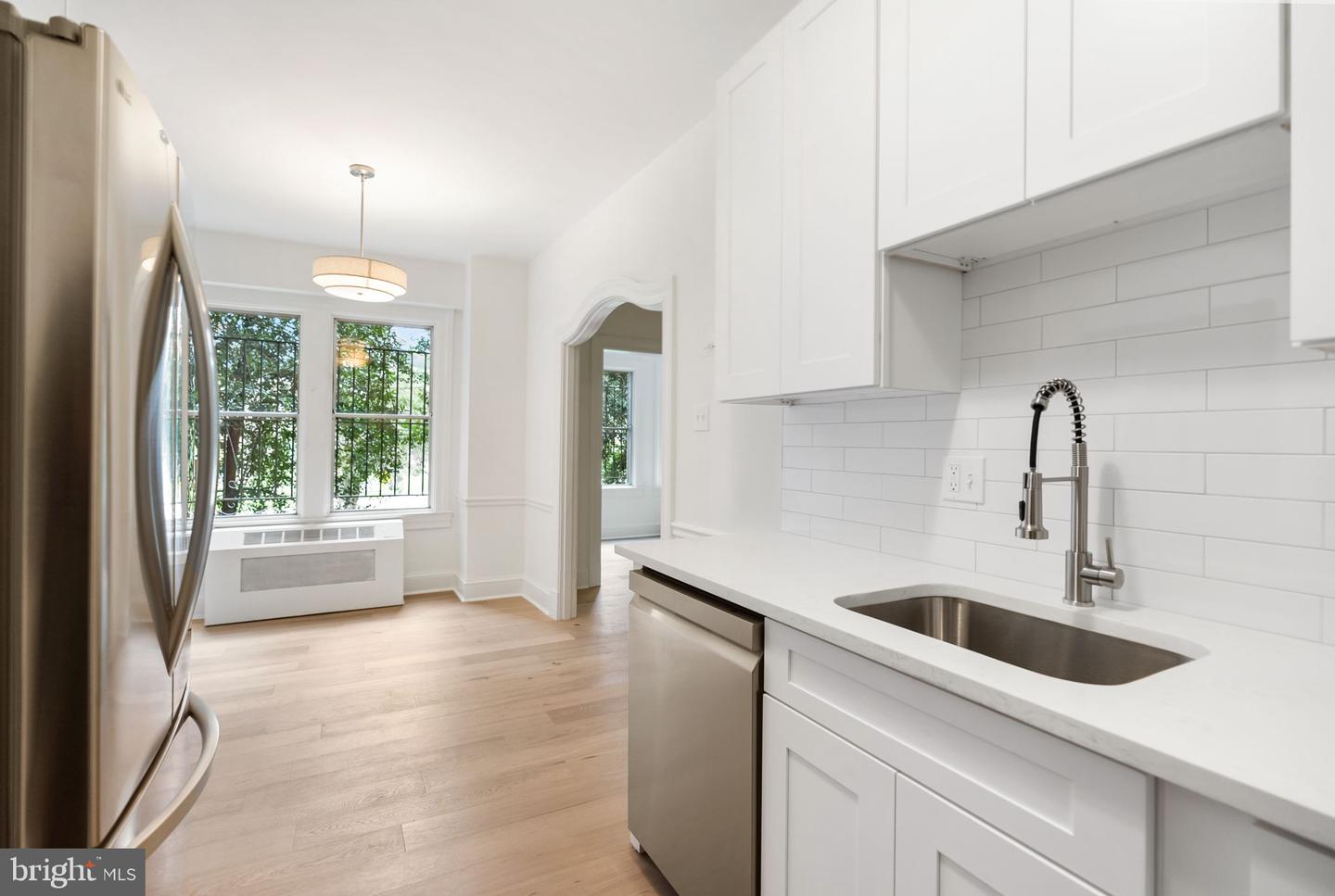4000 CATHEDRAL AVE NW #6B, WASHINGTON, District Of Columbia 20016, 2 Bedrooms Bedrooms, ,1 BathroomBathrooms,Residential,For sale,4000 CATHEDRAL AVE NW #6B,DCDC2225384 MLS # DCDC2225384