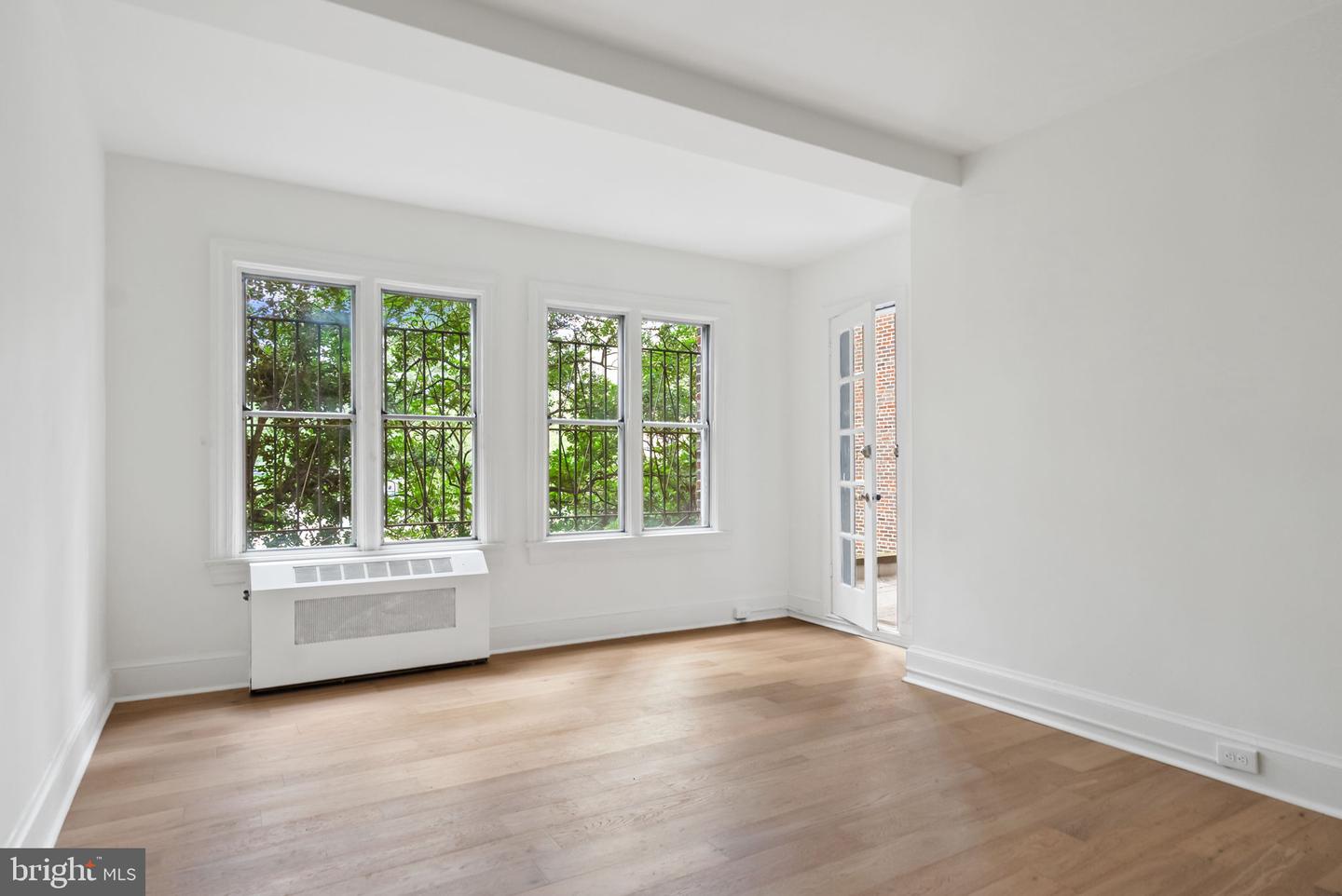 4000 CATHEDRAL AVE NW #6B, WASHINGTON, District Of Columbia 20016, 2 Bedrooms Bedrooms, ,1 BathroomBathrooms,Residential,For sale,4000 CATHEDRAL AVE NW #6B,DCDC2225384 MLS # DCDC2225384