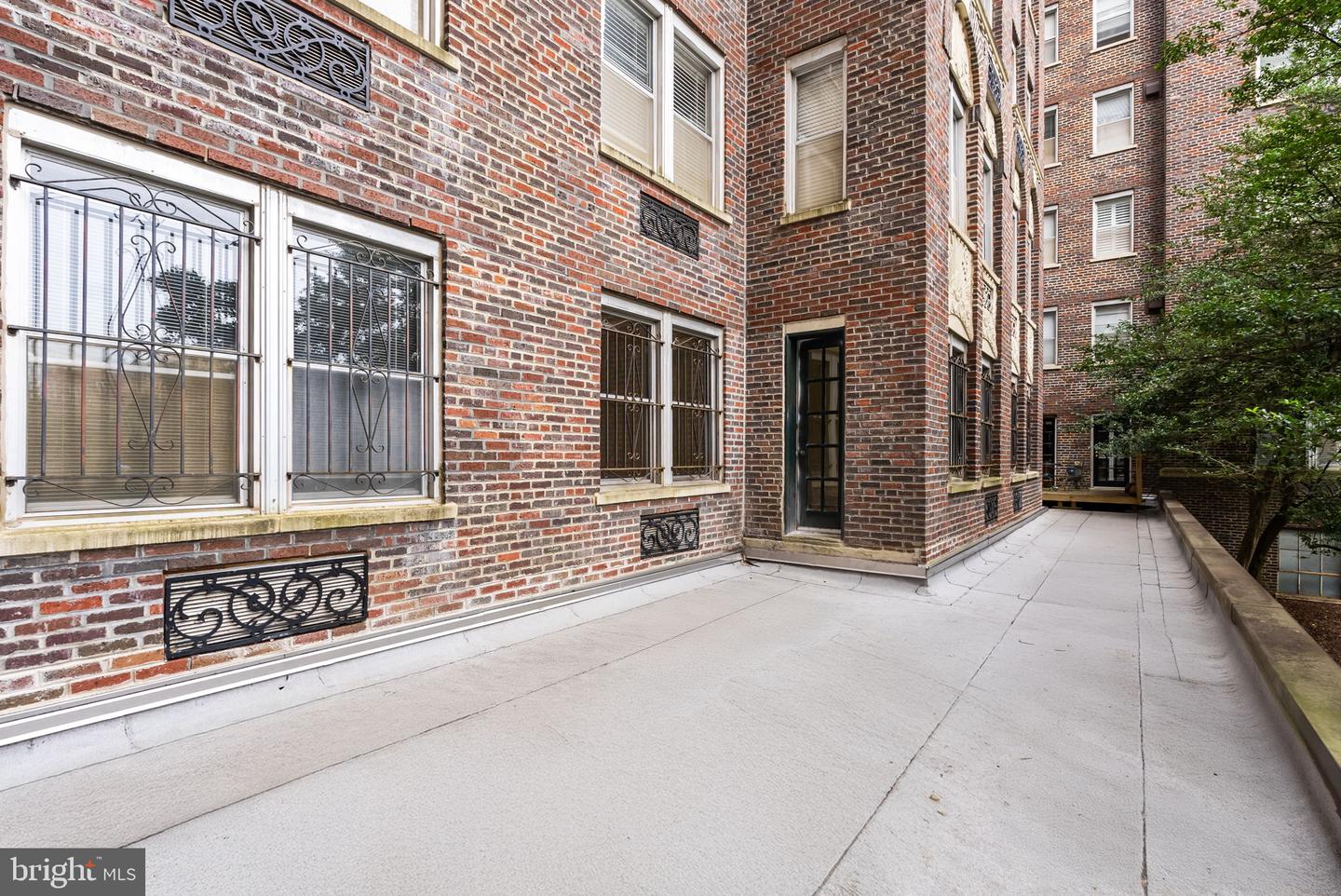 4000 CATHEDRAL AVE NW #6B, WASHINGTON, District Of Columbia 20016, 2 Bedrooms Bedrooms, ,1 BathroomBathrooms,Residential,For sale,4000 CATHEDRAL AVE NW #6B,DCDC2225384 MLS # DCDC2225384