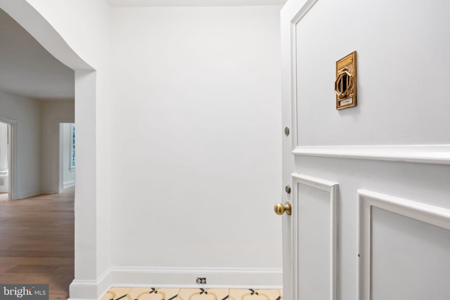 4000 CATHEDRAL AVE NW #6B, WASHINGTON, District Of Columbia 20016, 2 Bedrooms Bedrooms, ,1 BathroomBathrooms,Residential,For sale,4000 CATHEDRAL AVE NW #6B,DCDC2225384 MLS # DCDC2225384