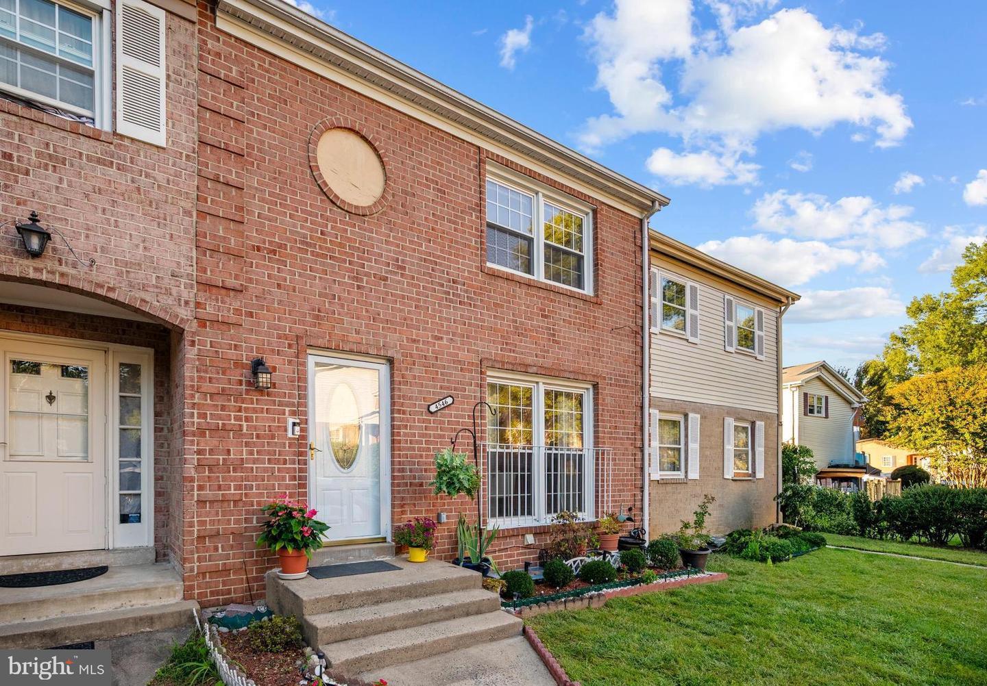 4546 KING EDWARD CT, ANNANDALE, Virginia 22003, 3 Bedrooms Bedrooms, ,3 BathroomsBathrooms,Residential,For sale,4546 KING EDWARD CT,VAFX2272634 MLS # VAFX2272634