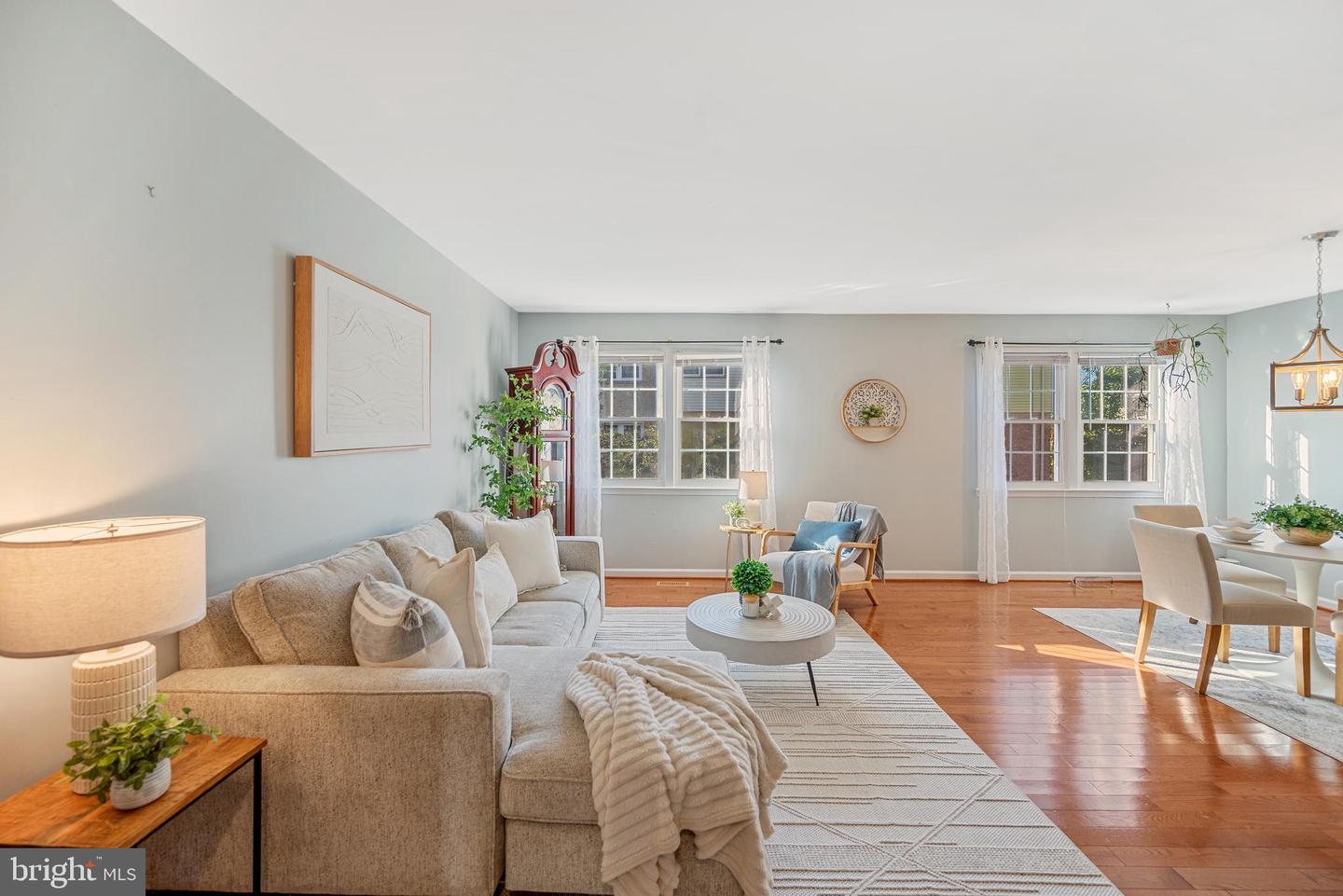 4546 KING EDWARD CT, ANNANDALE, Virginia 22003, 3 Bedrooms Bedrooms, ,3 BathroomsBathrooms,Residential,For sale,4546 KING EDWARD CT,VAFX2272634 MLS # VAFX2272634