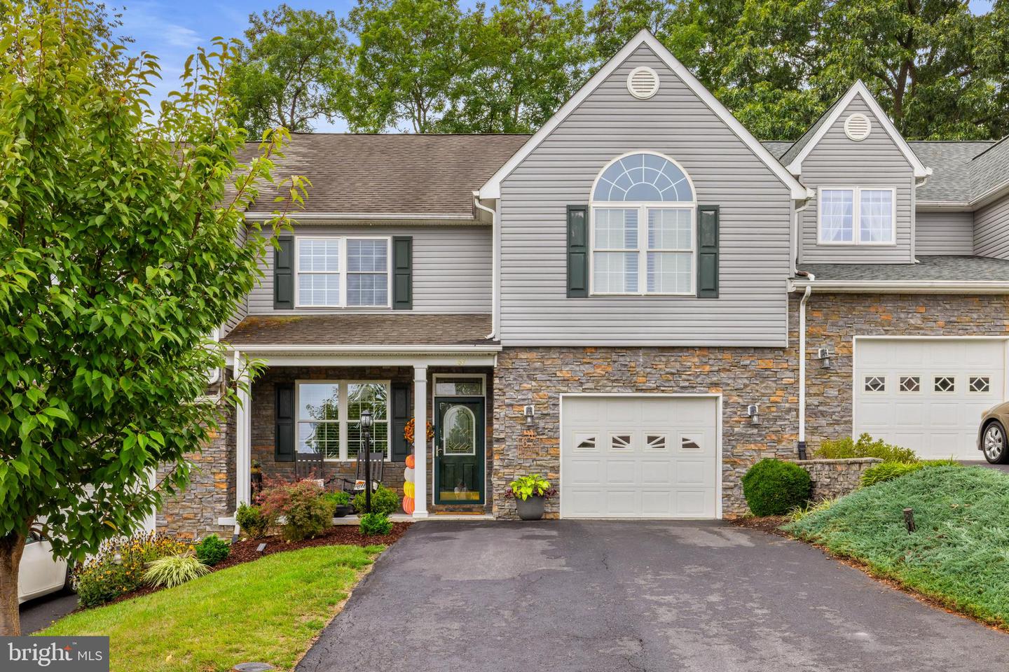 67 VILLA VIEW DR, STAUNTON, Virginia 24401, 3 Bedrooms Bedrooms, ,2 BathroomsBathrooms,Residential,For sale,67 VILLA VIEW DR,VAAG2002674 MLS # VAAG2002674