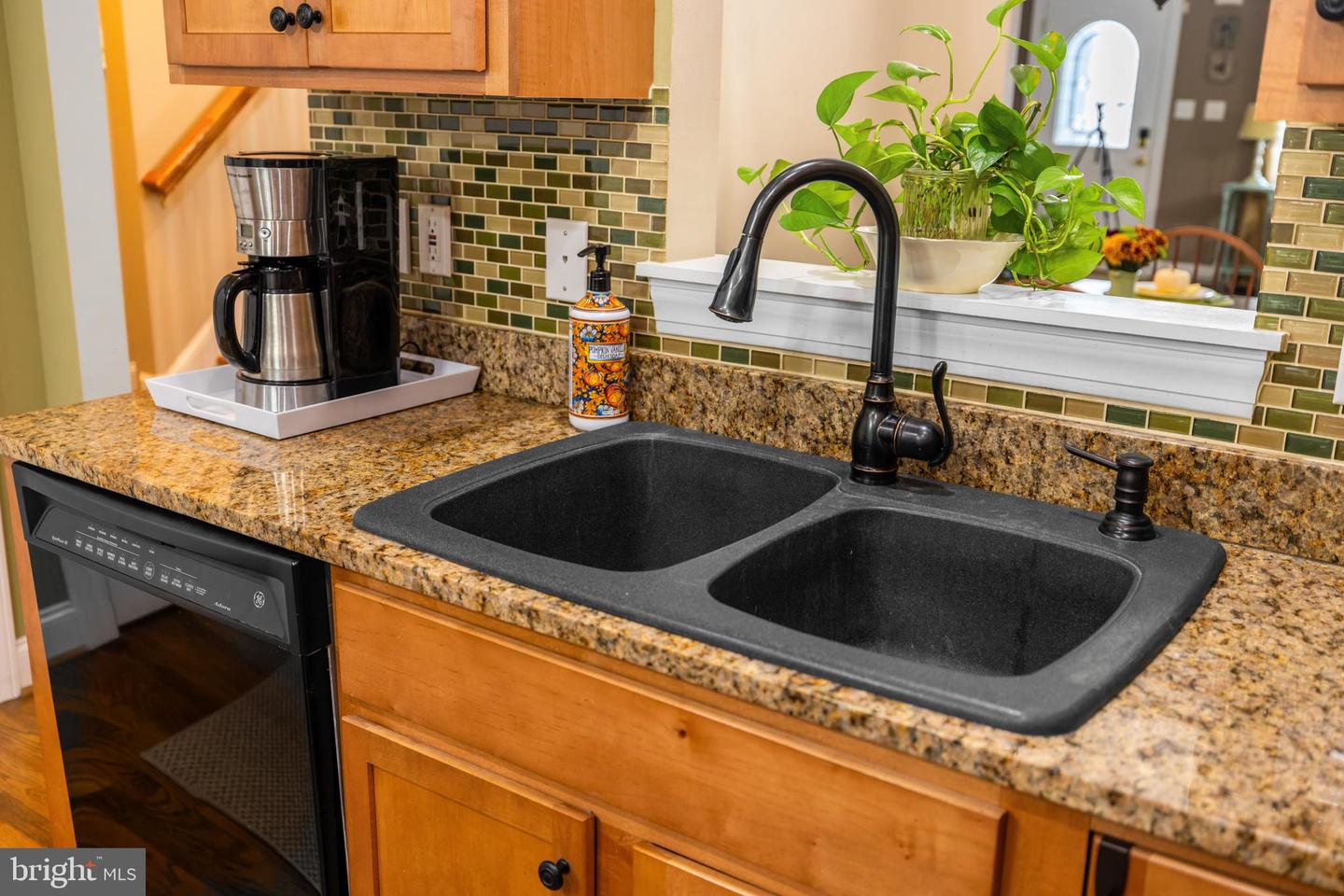 67 VILLA VIEW DR, STAUNTON, Virginia 24401, 3 Bedrooms Bedrooms, ,2 BathroomsBathrooms,Residential,For sale,67 VILLA VIEW DR,VAAG2002674 MLS # VAAG2002674