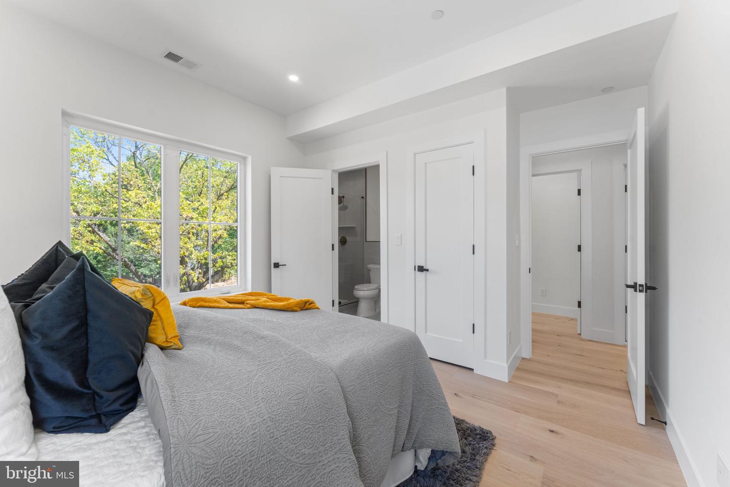 1235 FRANKLIN NE, WASHINGTON, District Of Columbia 20017, 6 Bedrooms Bedrooms, ,5 BathroomsBathrooms,Residential,For sale,1235 FRANKLIN NE,DCDC2225466 MLS # DCDC2225466