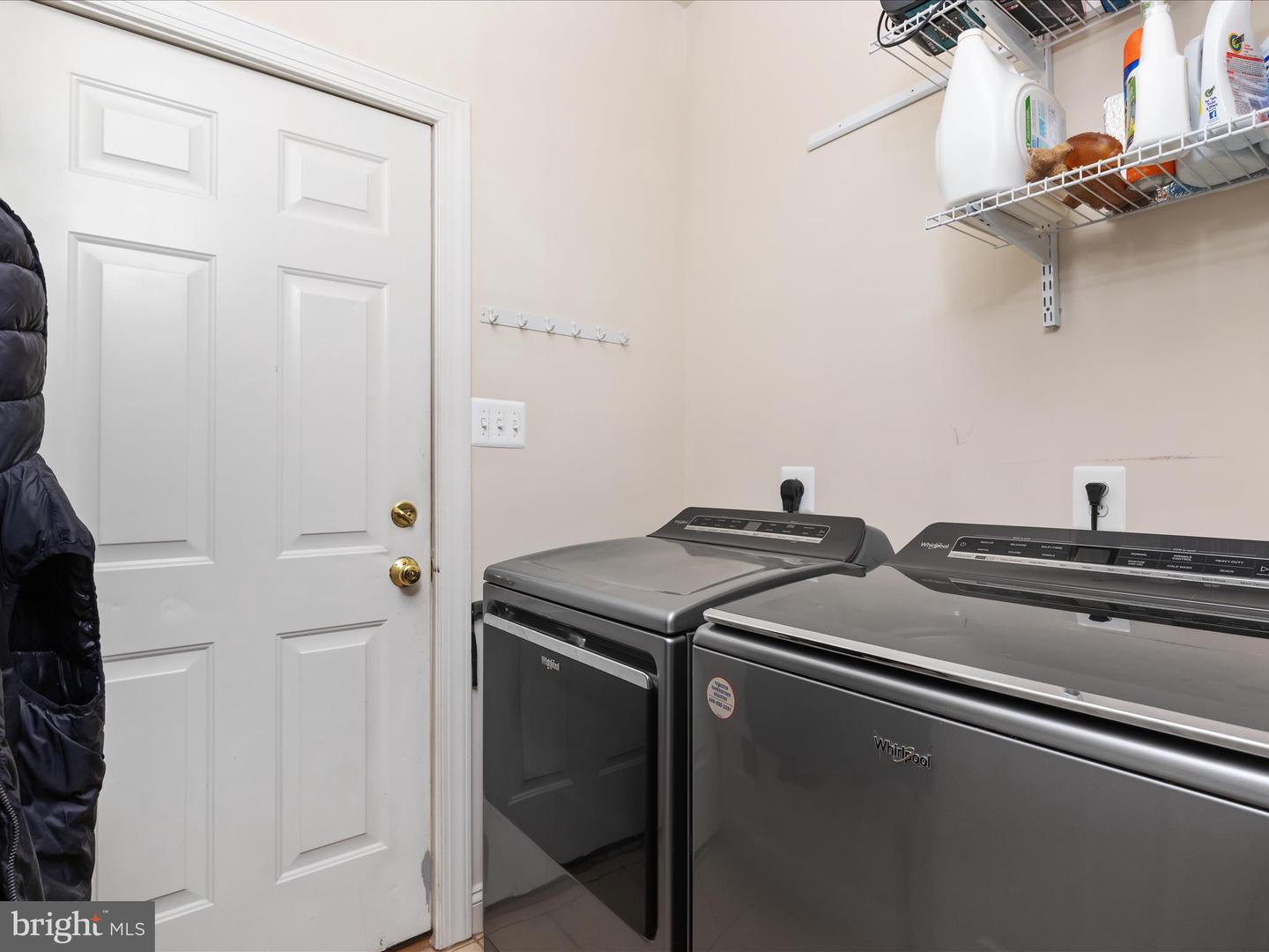 514 SLEIGH DR, CROSS JUNCTION, Virginia 22625, 4 Bedrooms Bedrooms, 7 Rooms Rooms,2 BathroomsBathrooms,Residential,For sale,514 SLEIGH DR,VAFV2037210 MLS # VAFV2037210