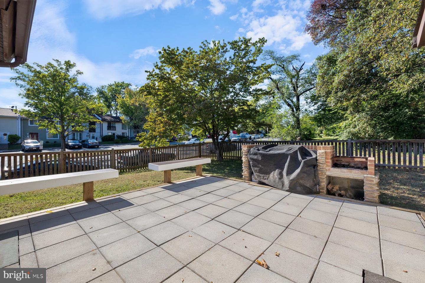 110 SUGARLAND RUN DR, STERLING, Virginia 20164, 4 Bedrooms Bedrooms, 11 Rooms Rooms,3 BathroomsBathrooms,Residential,For sale,110 SUGARLAND RUN DR,VALO2108256 MLS # VALO2108256