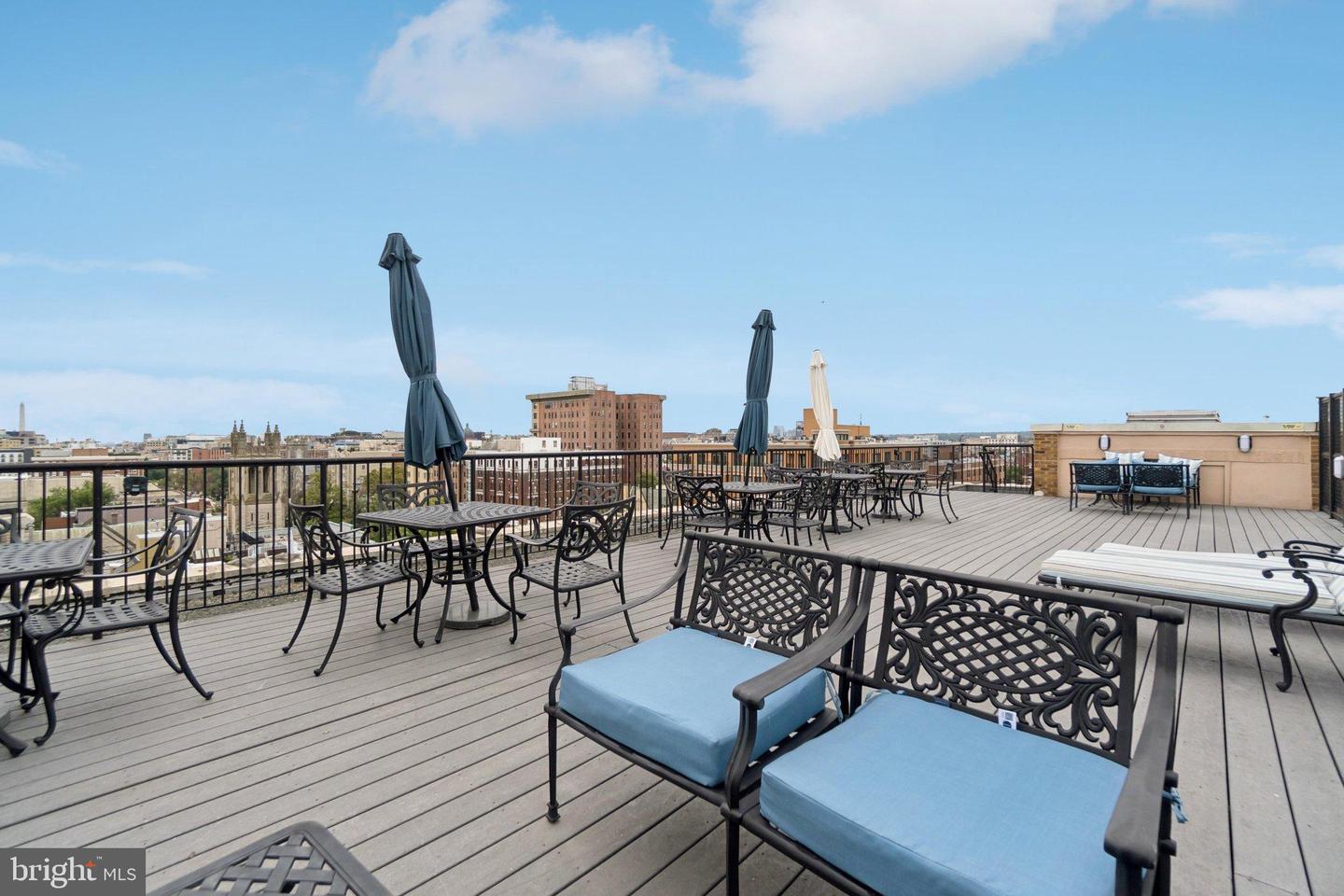 1701 16TH ST NW #422, WASHINGTON, District Of Columbia 20009, 1 Bedroom Bedrooms, ,1 BathroomBathrooms,Residential,For sale,1701 16TH ST NW #422,DCDC2225448 MLS # DCDC2225448