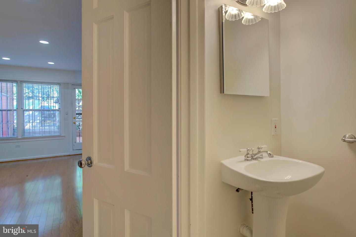 328 CONSTITUTION AVE NE, WASHINGTON, District Of Columbia 20002, 4 Bedrooms Bedrooms, ,2 BathroomsBathrooms,Residential,For sale,328 CONSTITUTION AVE NE,DCDC2225450 MLS # DCDC2225450