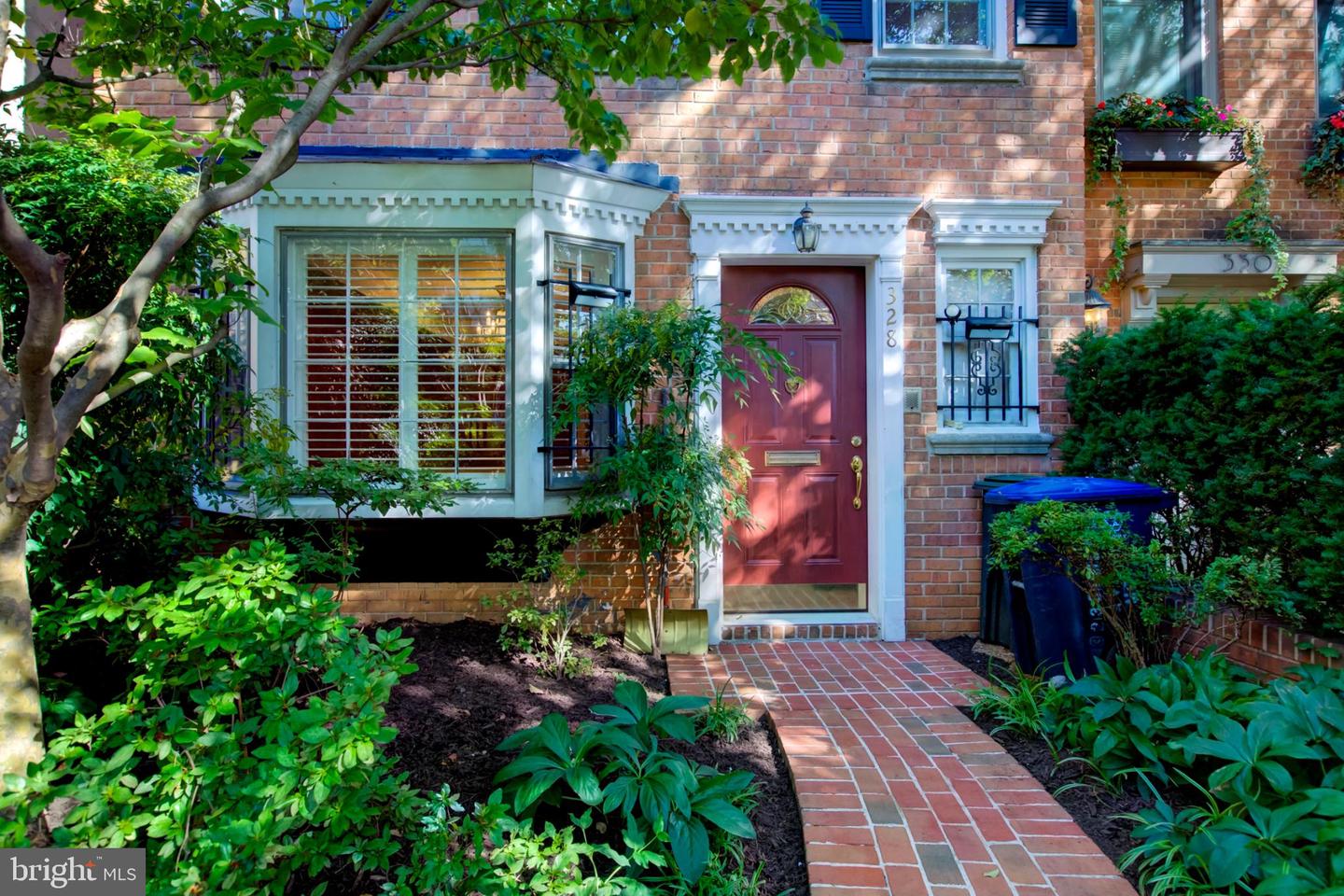 328 CONSTITUTION AVE NE, WASHINGTON, District Of Columbia 20002, 4 Bedrooms Bedrooms, ,2 BathroomsBathrooms,Residential,For sale,328 CONSTITUTION AVE NE,DCDC2225450 MLS # DCDC2225450