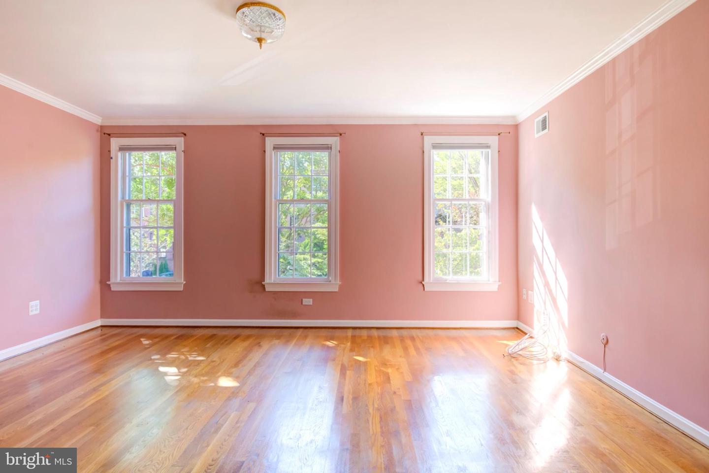 328 CONSTITUTION AVE NE, WASHINGTON, District Of Columbia 20002, 4 Bedrooms Bedrooms, ,2 BathroomsBathrooms,Residential,For sale,328 CONSTITUTION AVE NE,DCDC2225450 MLS # DCDC2225450