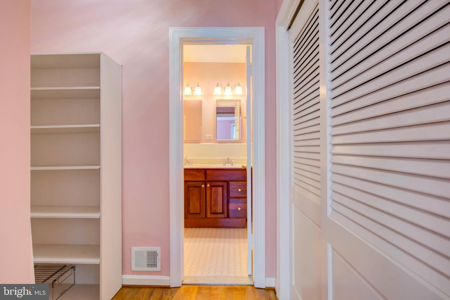 328 CONSTITUTION AVE NE, WASHINGTON, District Of Columbia 20002, 4 Bedrooms Bedrooms, ,2 BathroomsBathrooms,Residential,For sale,328 CONSTITUTION AVE NE,DCDC2225450 MLS # DCDC2225450
