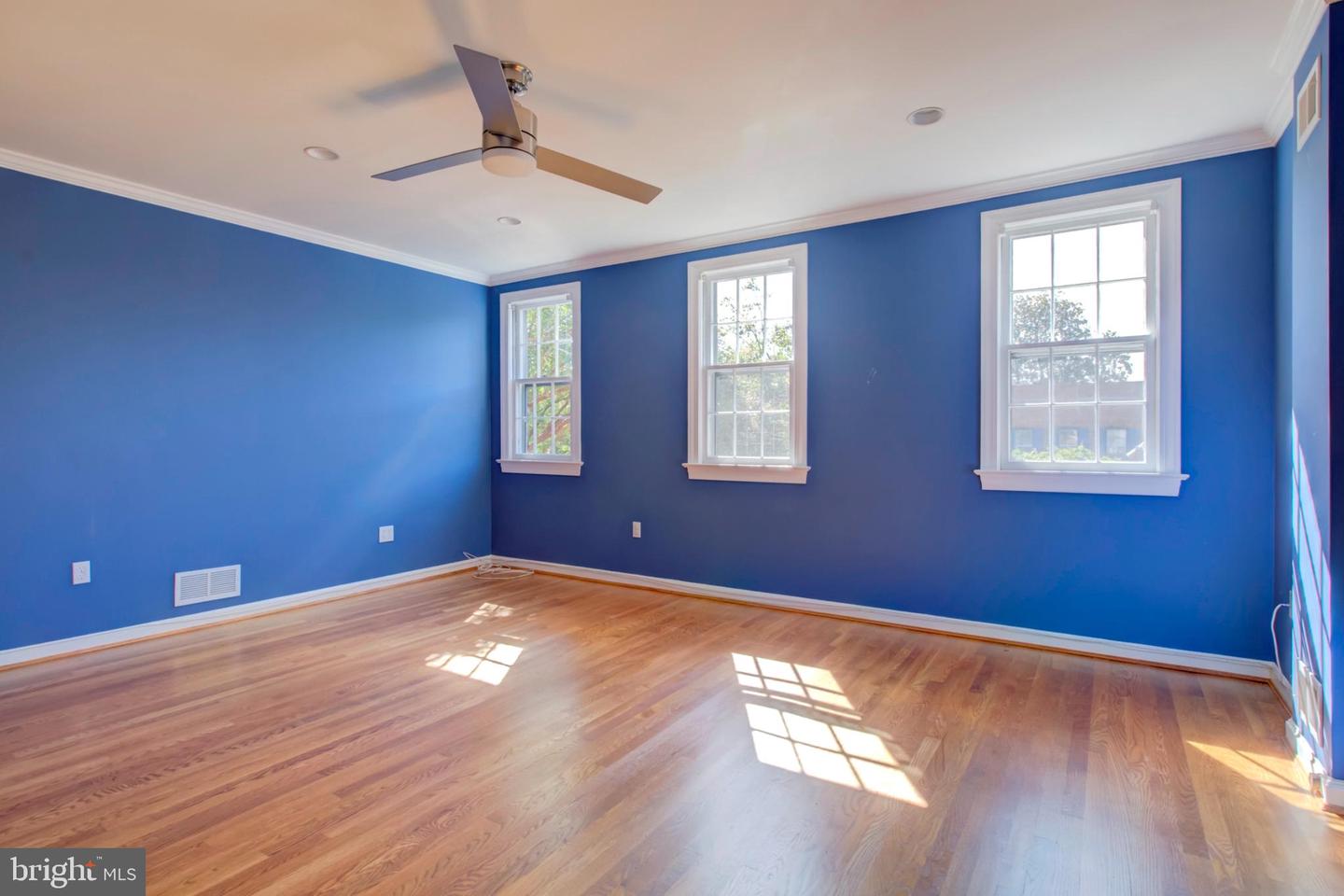 328 CONSTITUTION AVE NE, WASHINGTON, District Of Columbia 20002, 4 Bedrooms Bedrooms, ,2 BathroomsBathrooms,Residential,For sale,328 CONSTITUTION AVE NE,DCDC2225450 MLS # DCDC2225450