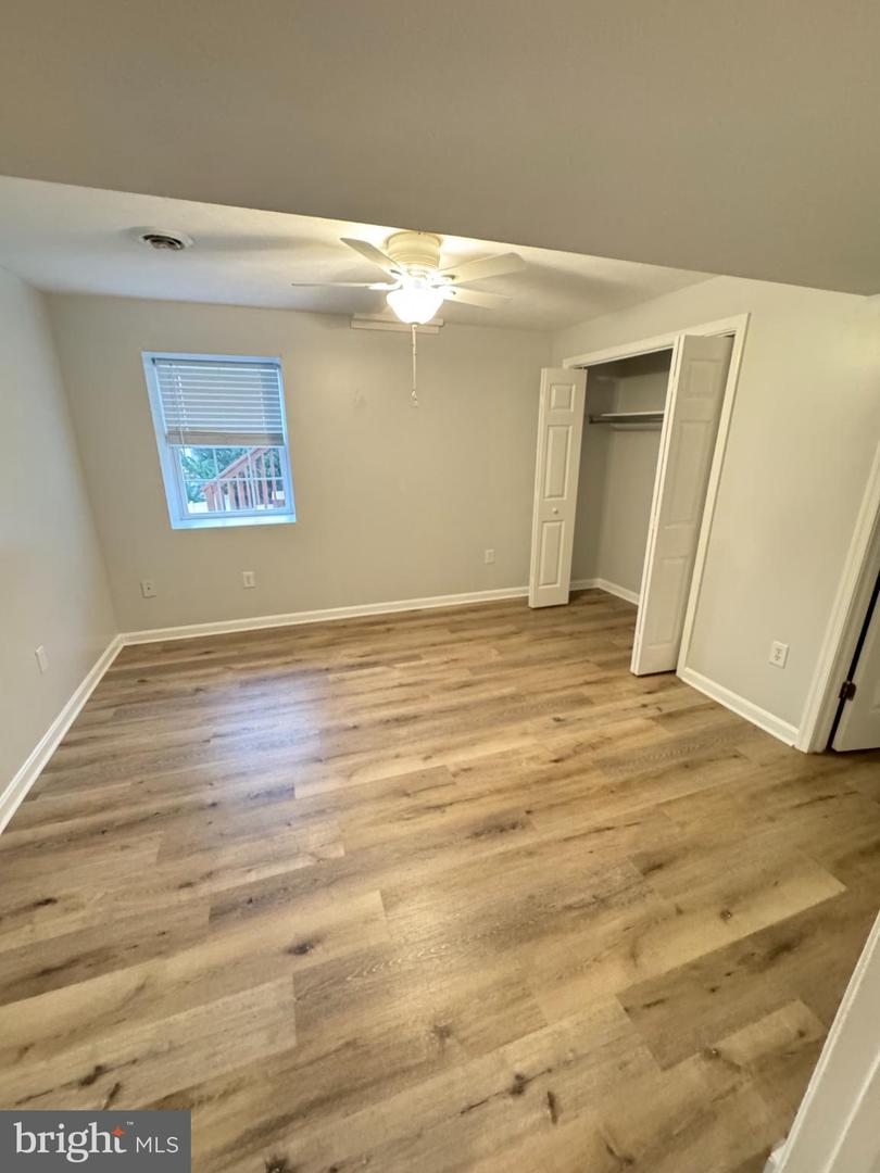 34 STUART CT, STRASBURG, Virginia 22657, 4 Bedrooms Bedrooms, 14 Rooms Rooms,3 BathroomsBathrooms,Residential,For sale,34 STUART CT,VASH2012688 MLS # VASH2012688