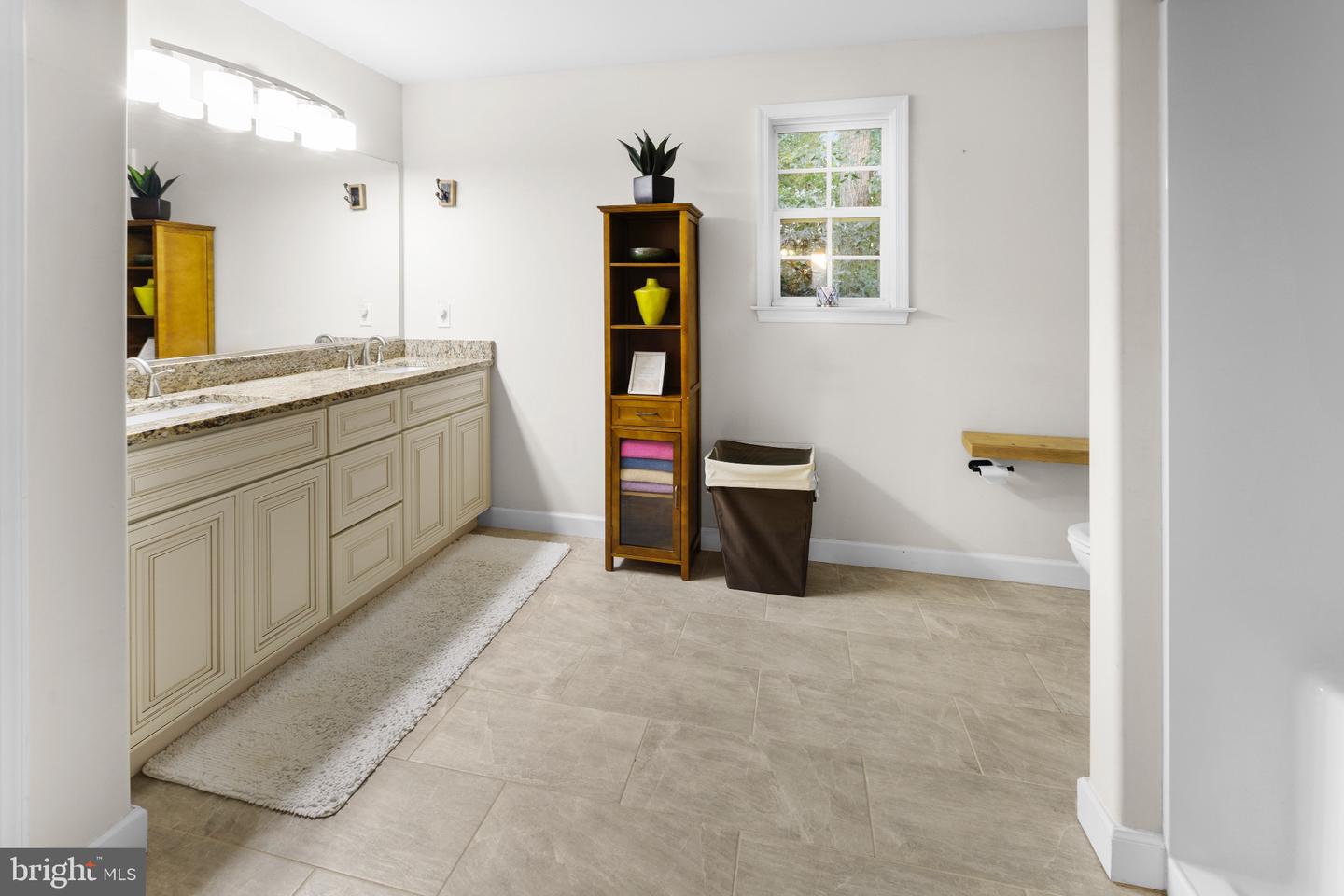 176 LITTLE WHIM RD, FREDERICKSBURG, Virginia 22405, 4 Bedrooms Bedrooms, 14 Rooms Rooms,2 BathroomsBathrooms,Residential,For sale,176 LITTLE WHIM RD,VAST2043262 MLS # VAST2043262