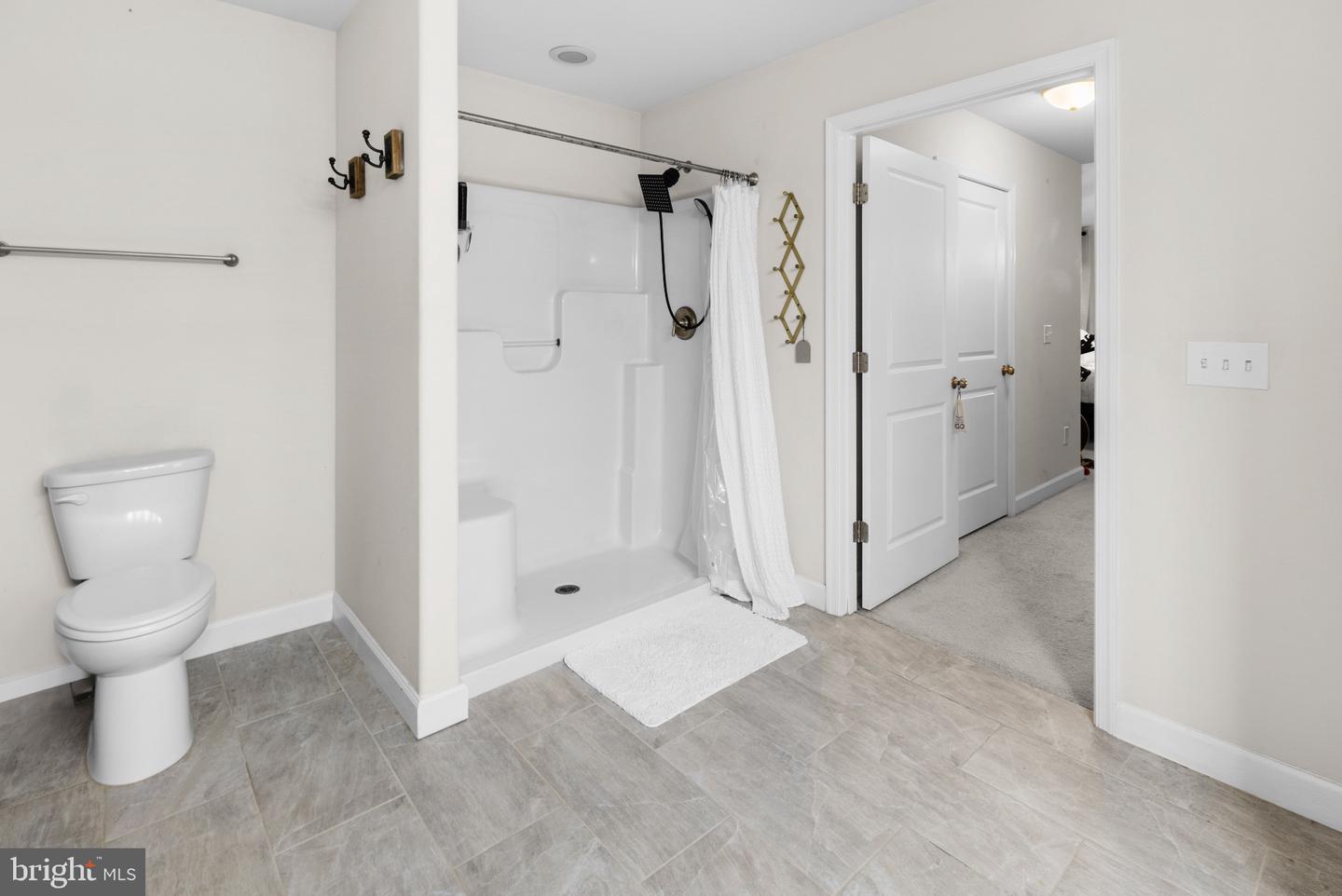 176 LITTLE WHIM RD, FREDERICKSBURG, Virginia 22405, 4 Bedrooms Bedrooms, 14 Rooms Rooms,2 BathroomsBathrooms,Residential,For sale,176 LITTLE WHIM RD,VAST2043262 MLS # VAST2043262